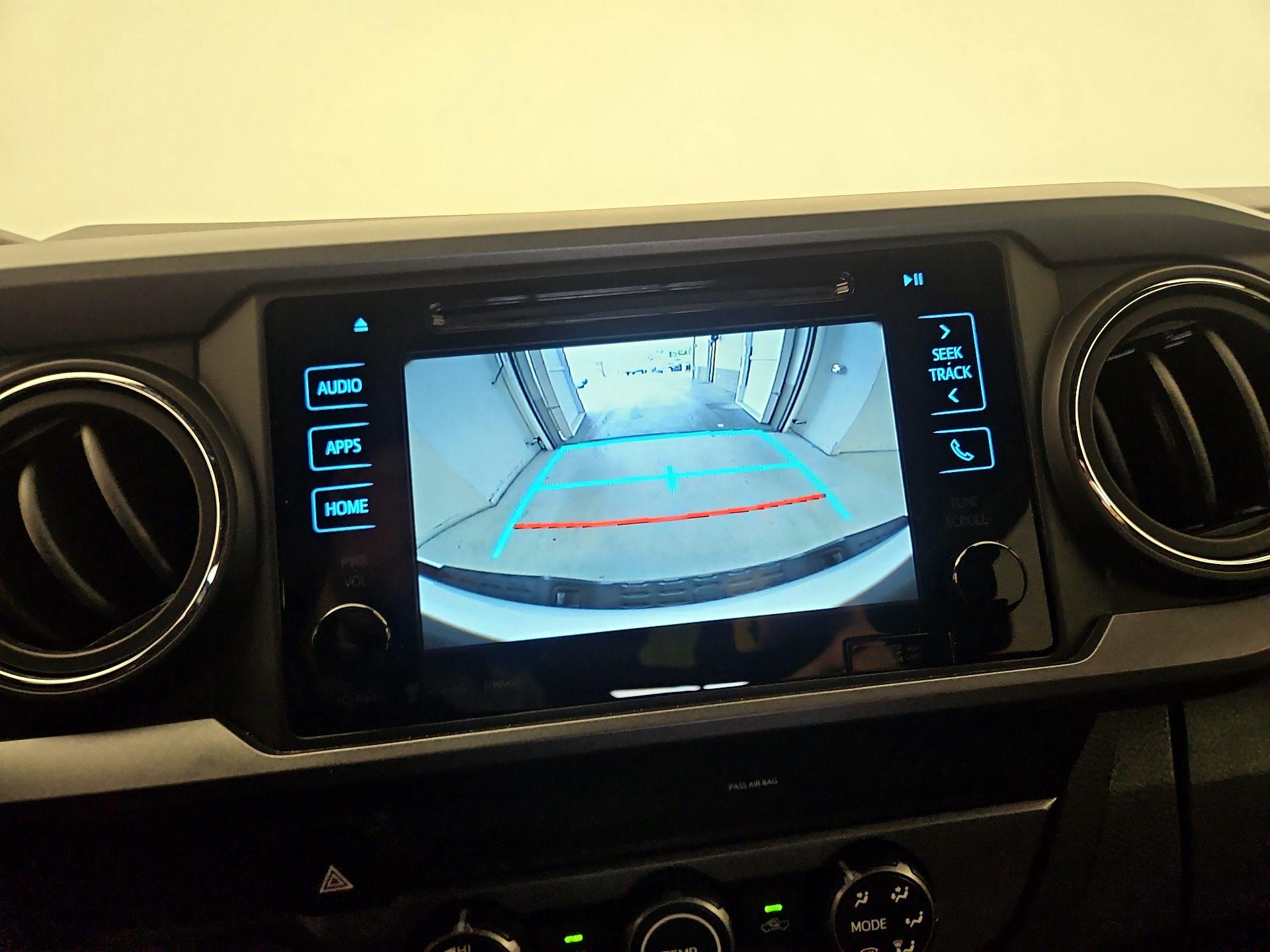 Thumbnail: 2019 Toyota Tacoma - 14