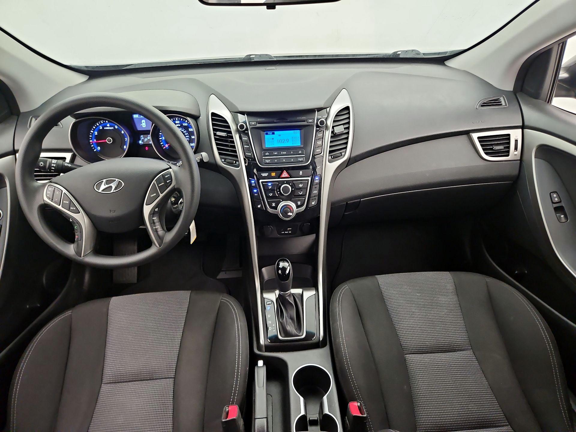 Thumbnail: 2016 Hyundai Elantra - 9