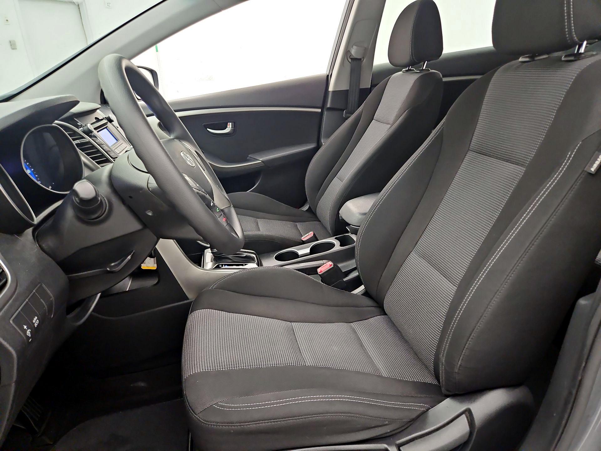 Thumbnail: 2016 Hyundai Elantra - 11
