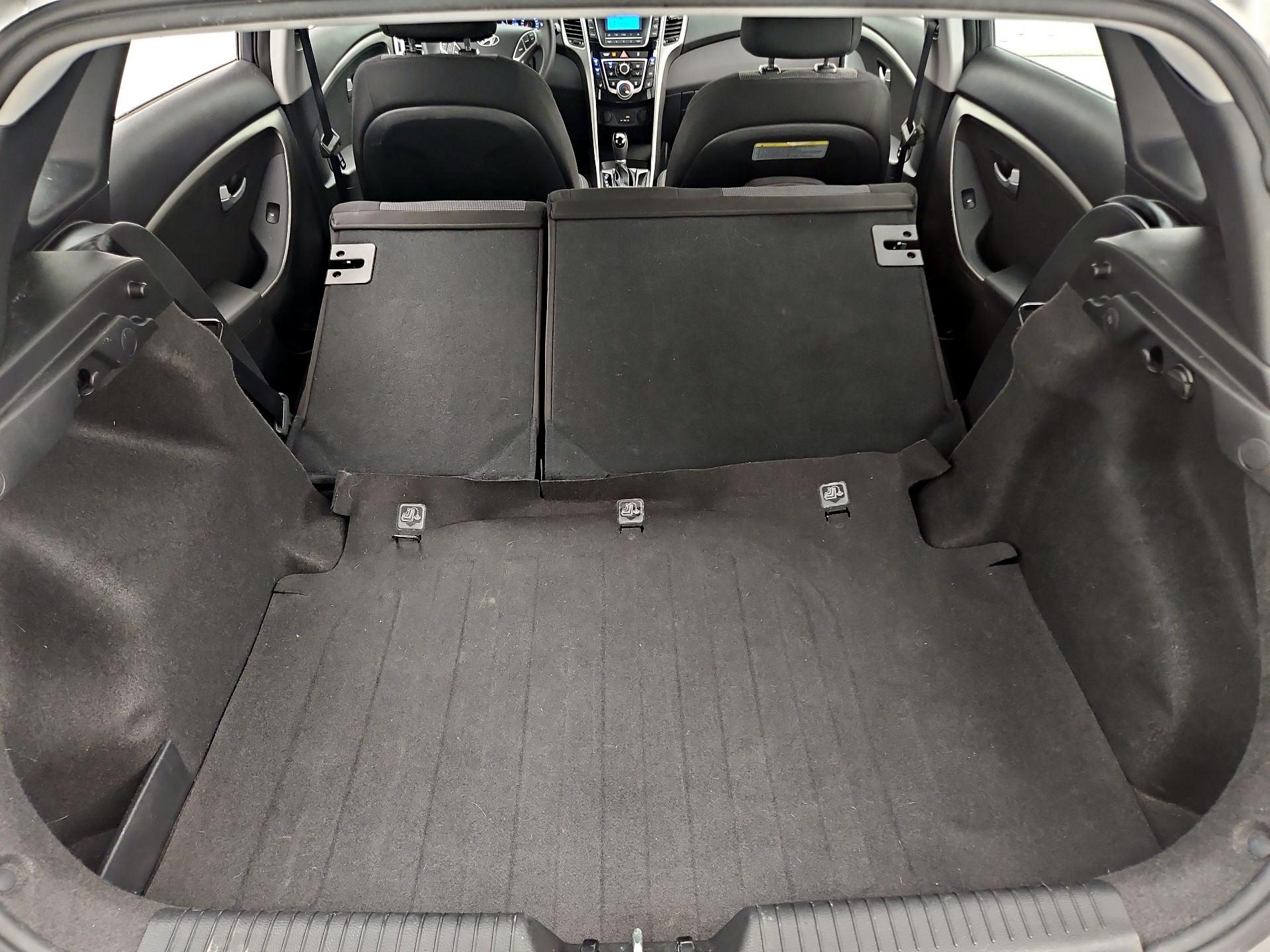 Thumbnail: 2016 Hyundai Elantra - 20