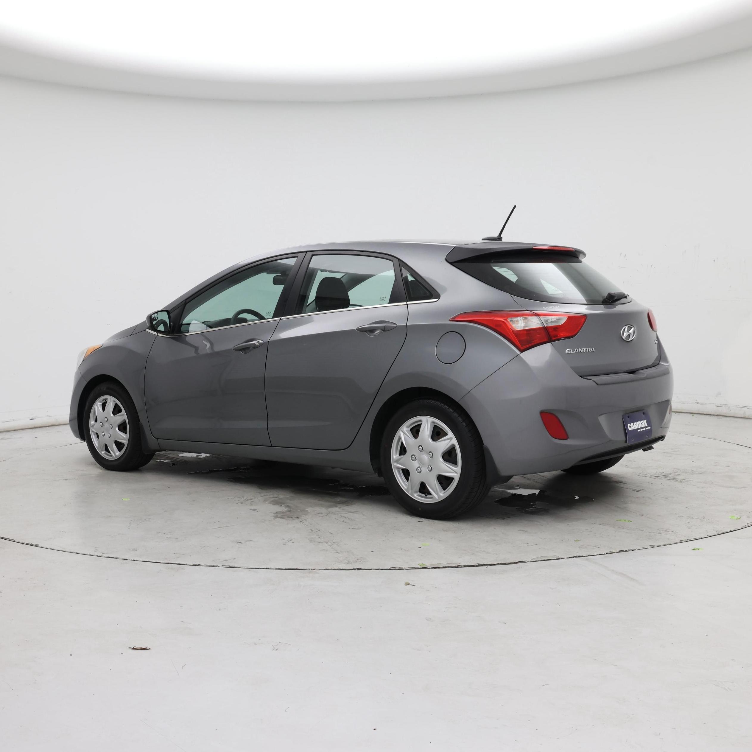 Thumbnail: 2016 Hyundai Elantra - 3