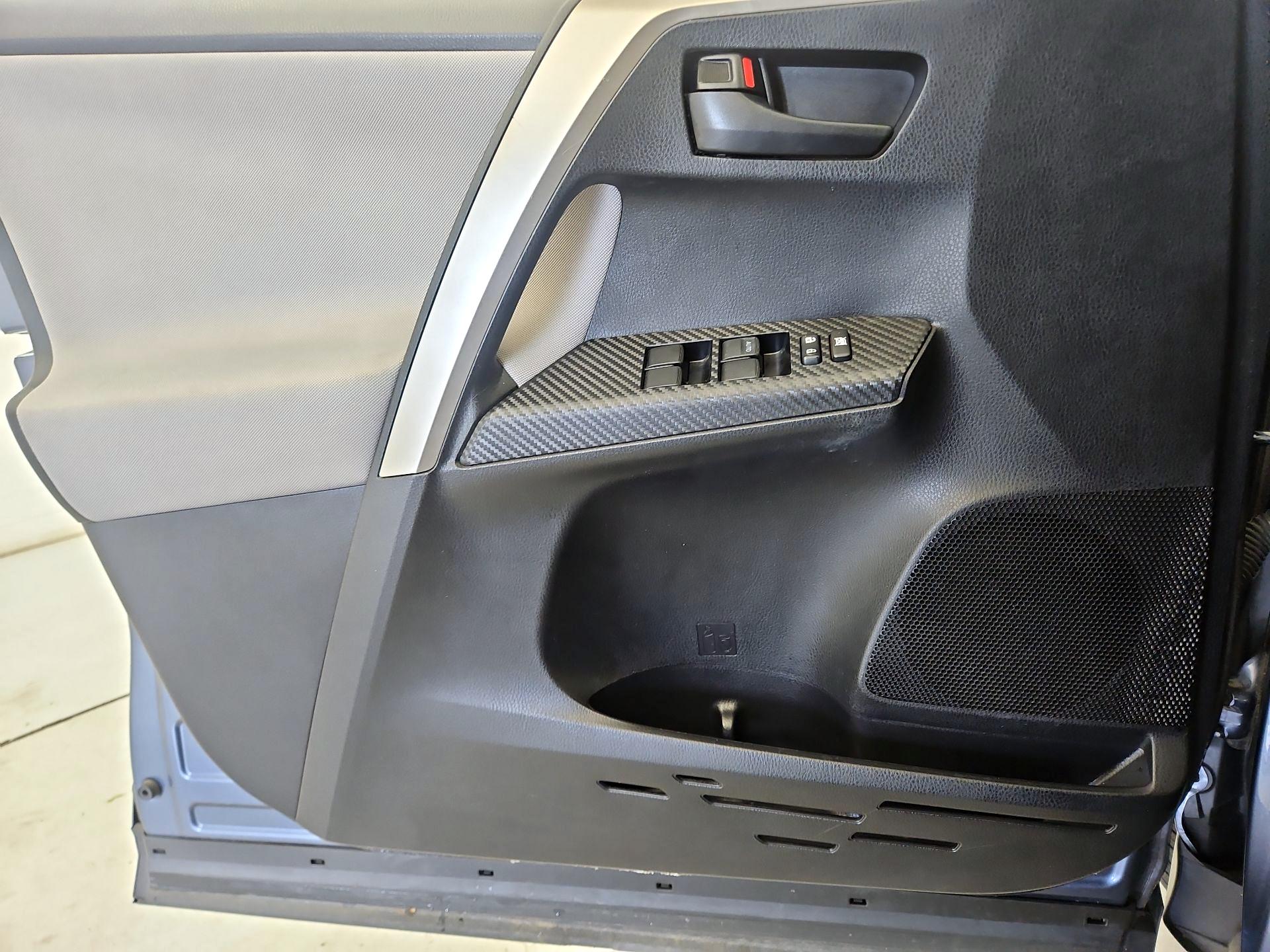 Thumbnail: 2014 Toyota RAV4 - 12