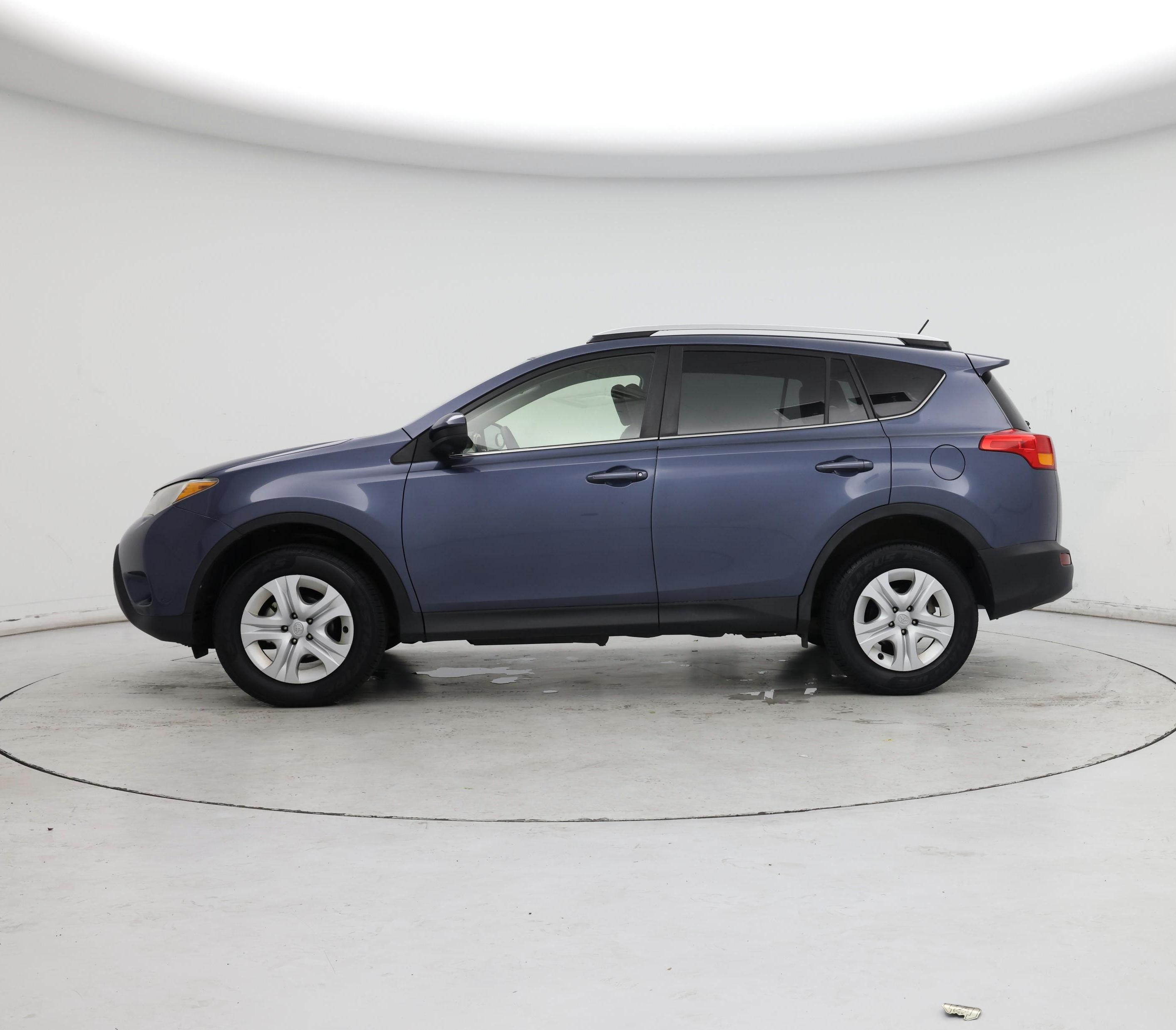 Thumbnail: 2014 Toyota RAV4 - 3