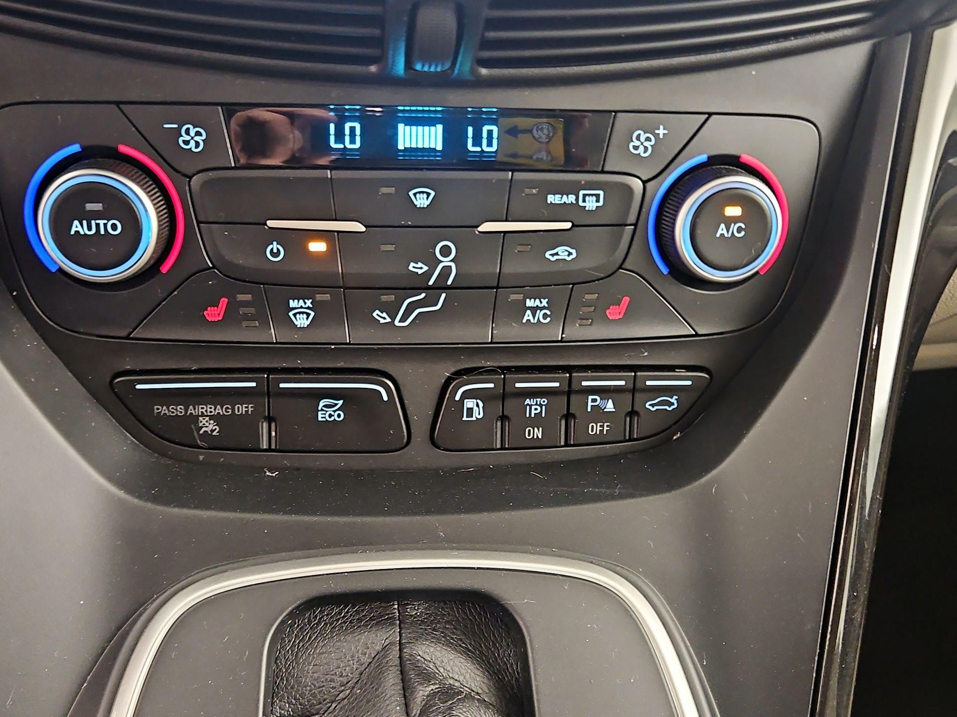Thumbnail: 2018 Ford C-Max - 16