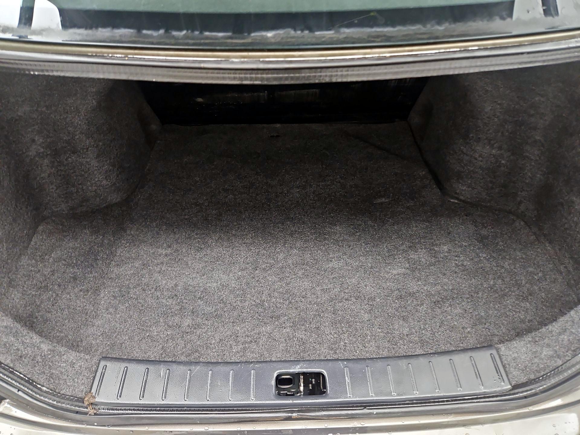 Thumbnail: 2014 Nissan Versa - 17
