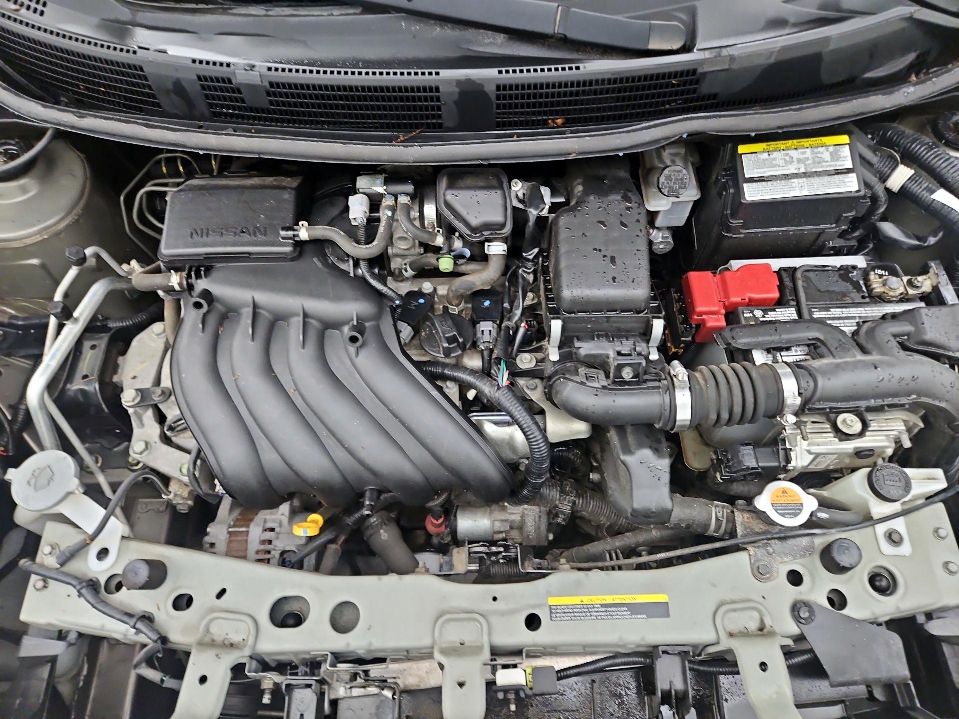 Thumbnail: 2014 Nissan Versa - 18