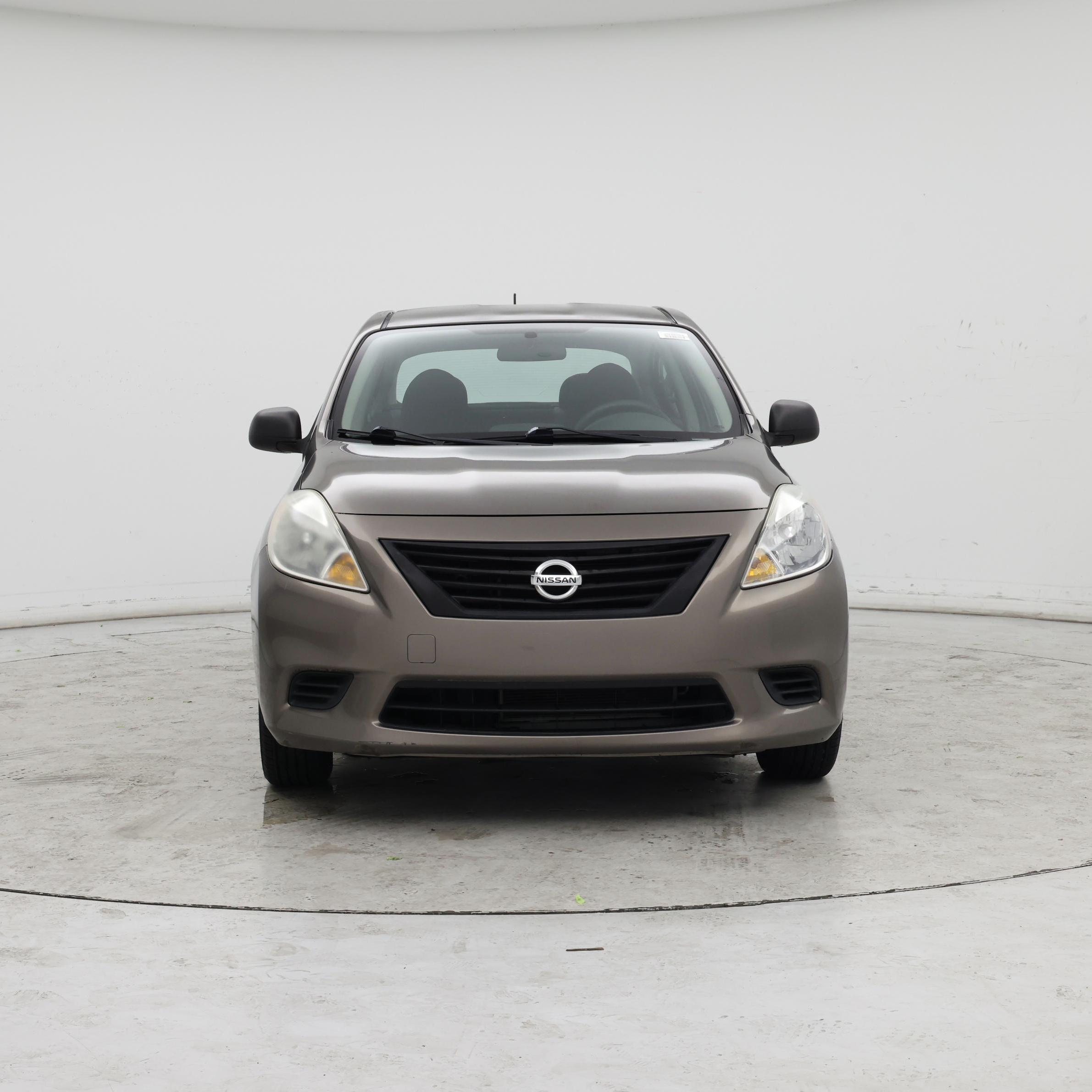 Thumbnail: 2014 Nissan Versa - 5
