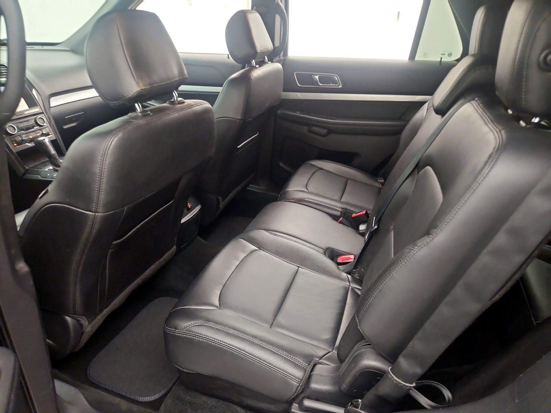 Thumbnail: 2016 Ford Explorer - 19