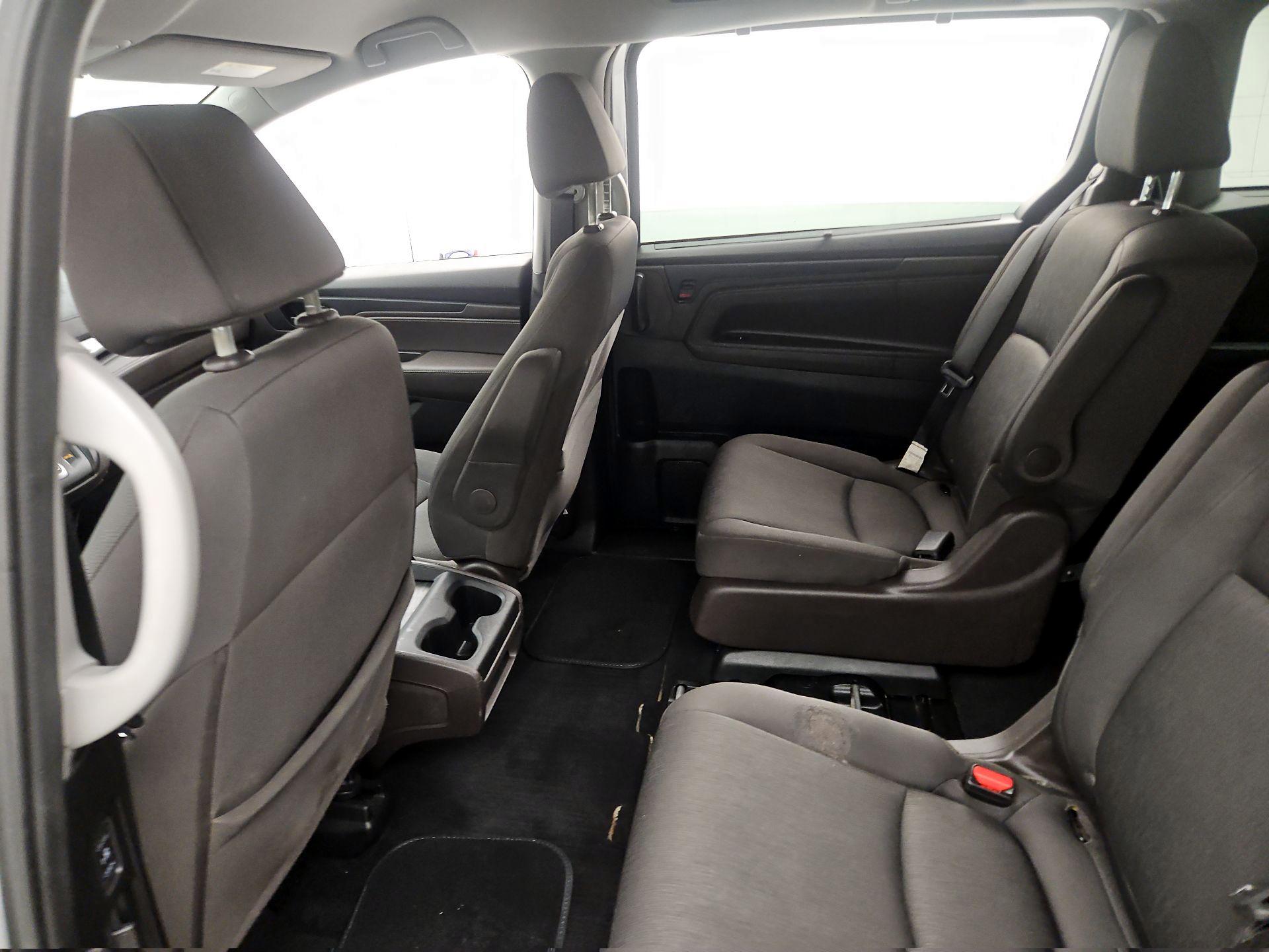 Thumbnail: 2018 Honda Odyssey - 19