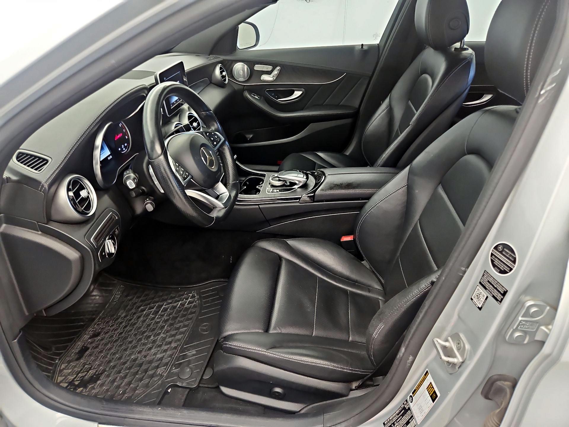 Thumbnail: 2015 Mercedes-Benz C-Class - 11