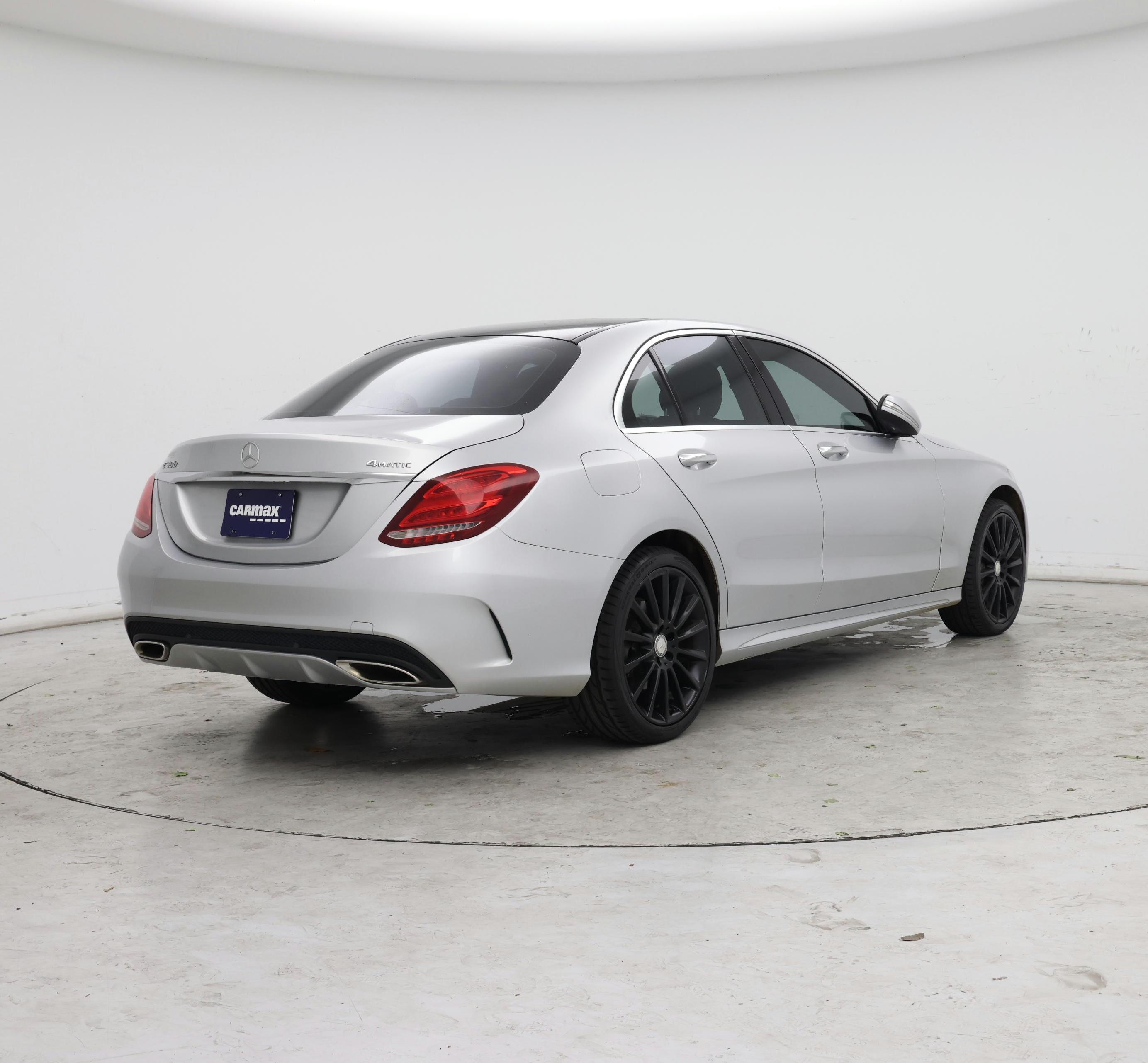 Thumbnail: 2015 Mercedes-Benz C-Class - 8