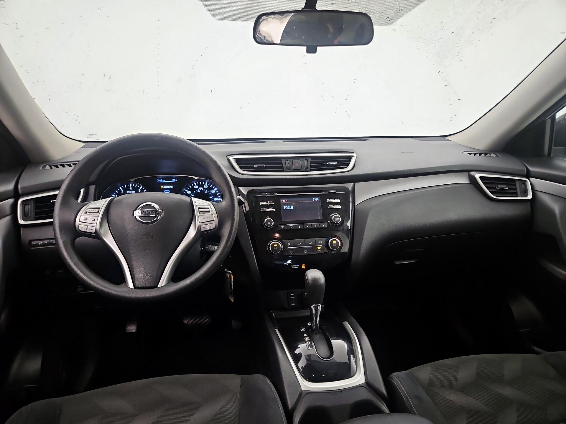 Thumbnail: 2016 Nissan Rogue - 9