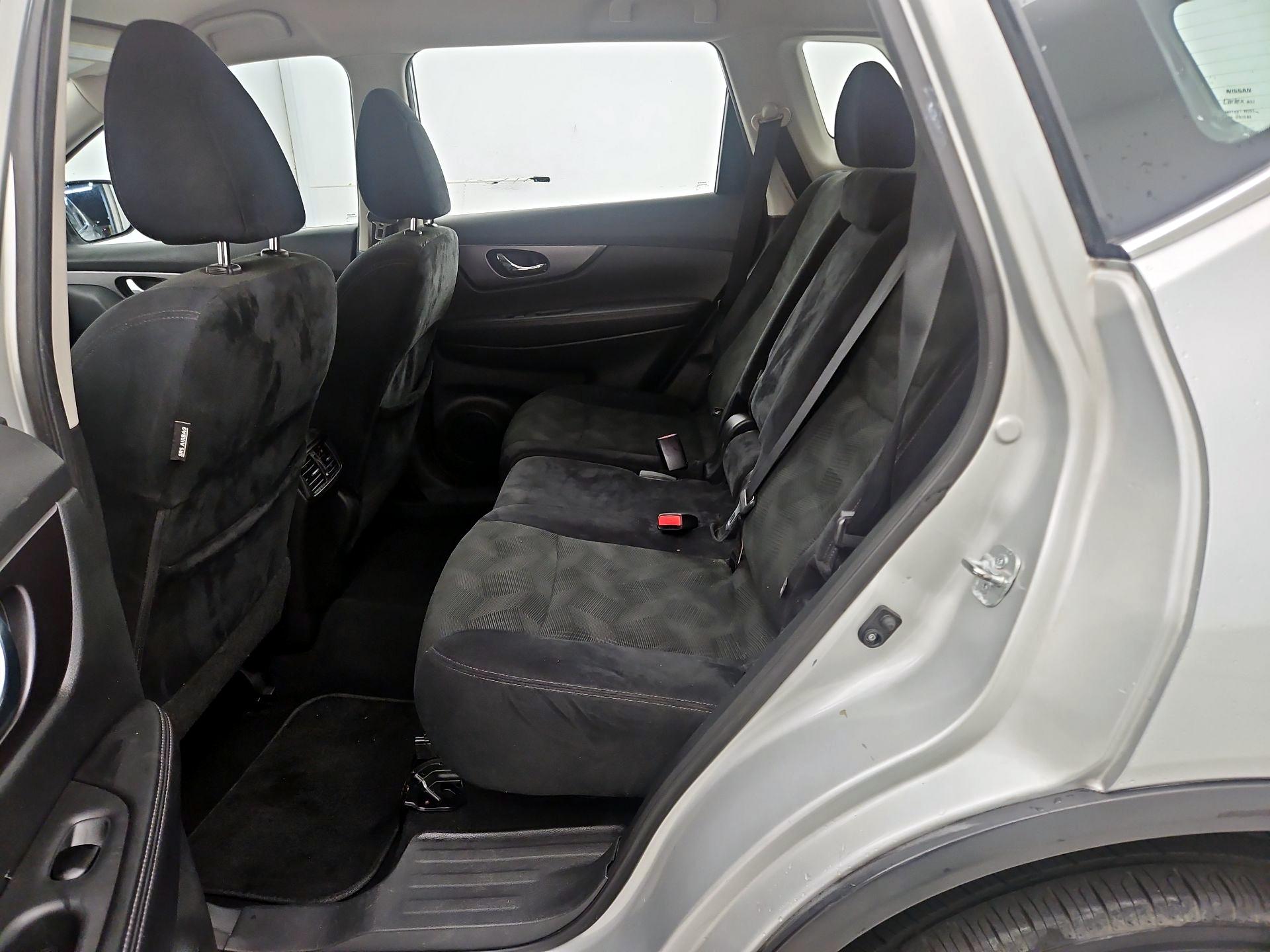 Thumbnail: 2016 Nissan Rogue - 19