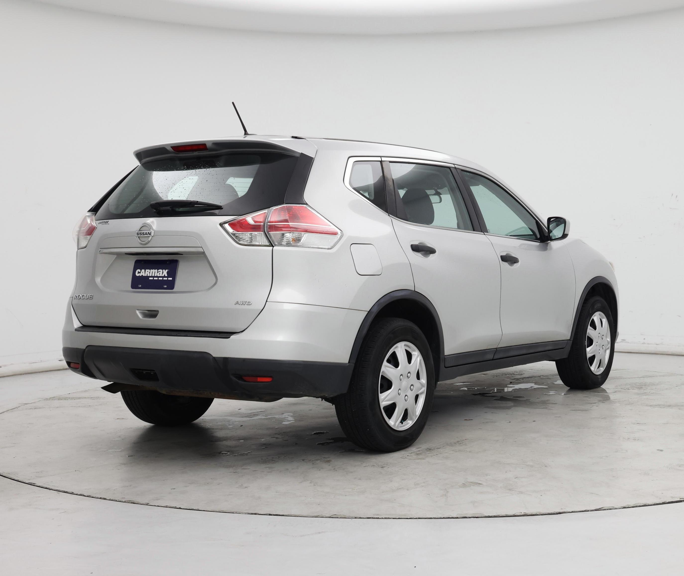 Thumbnail: 2016 Nissan Rogue - 8