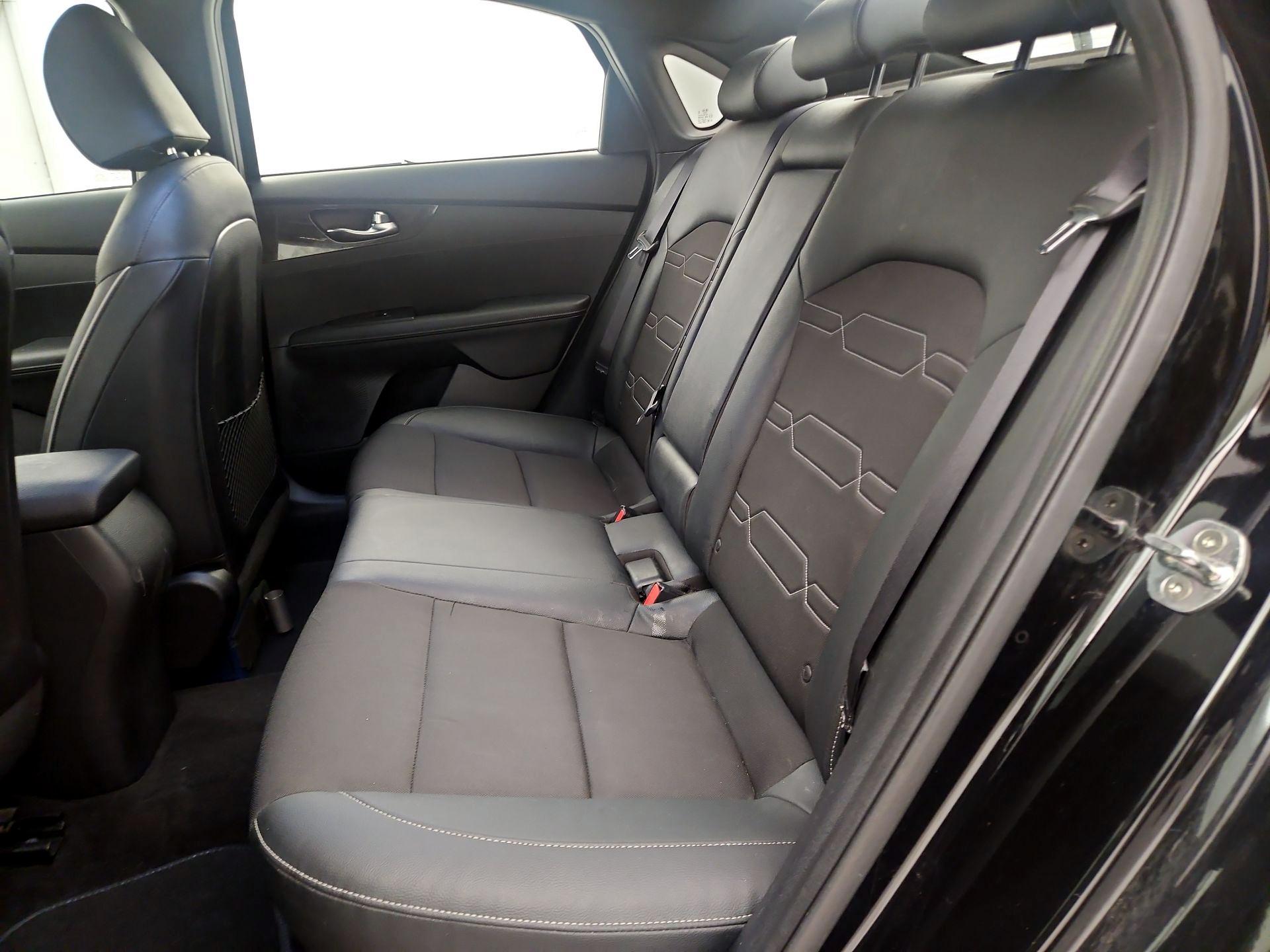 Thumbnail: 2020 Kia Forte - 20
