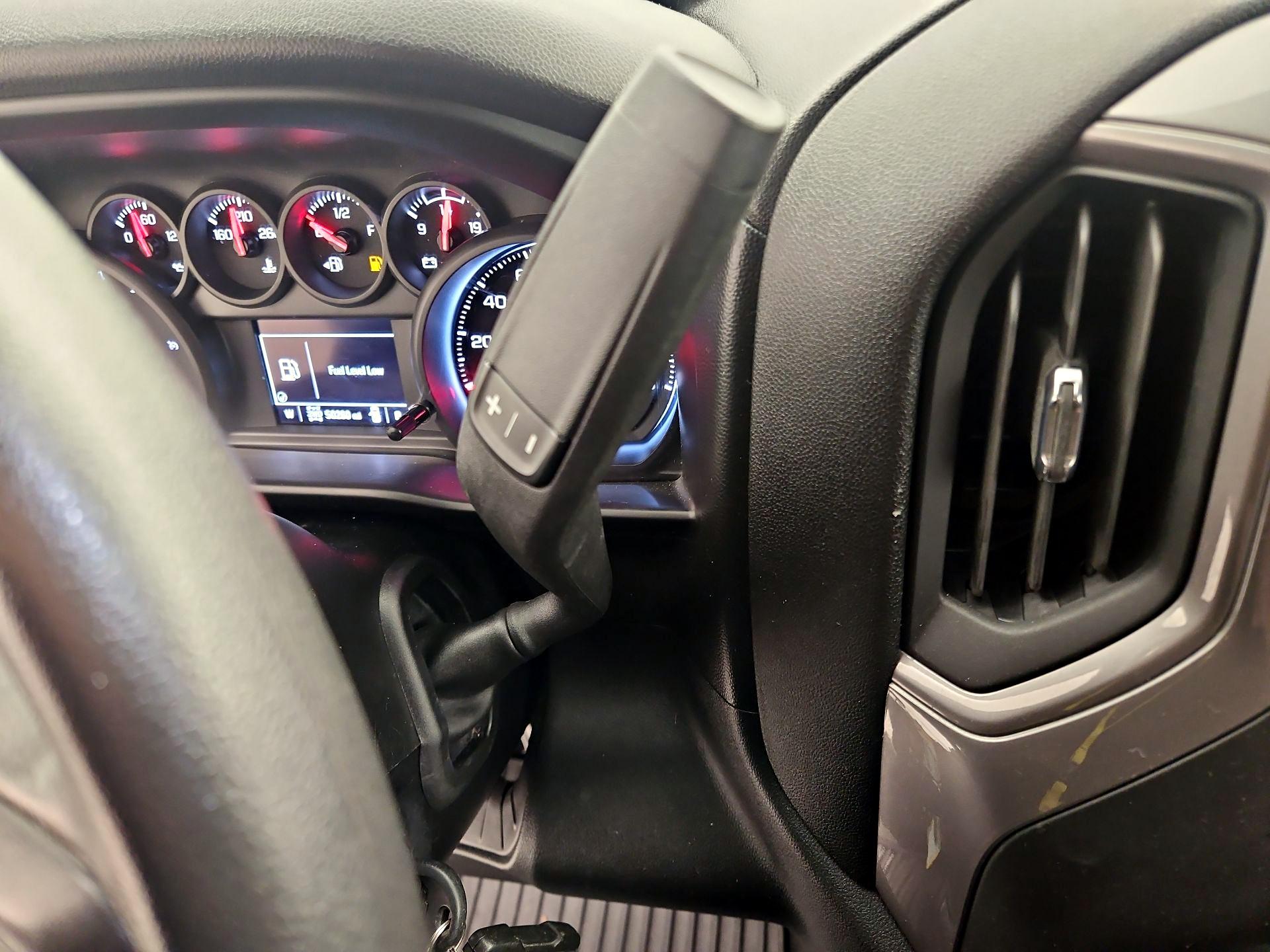 Thumbnail: 2020 Chevrolet Silverado 1500 - 17