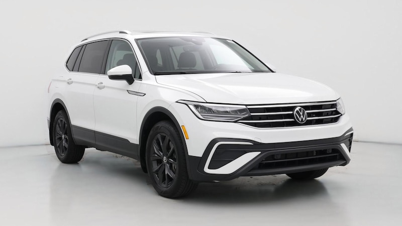 2024 Volkswagen Tiguan SE Hero Image