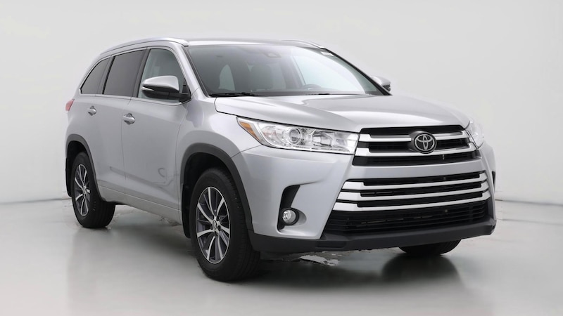 2018 Toyota Highlander XLE Hero Image
