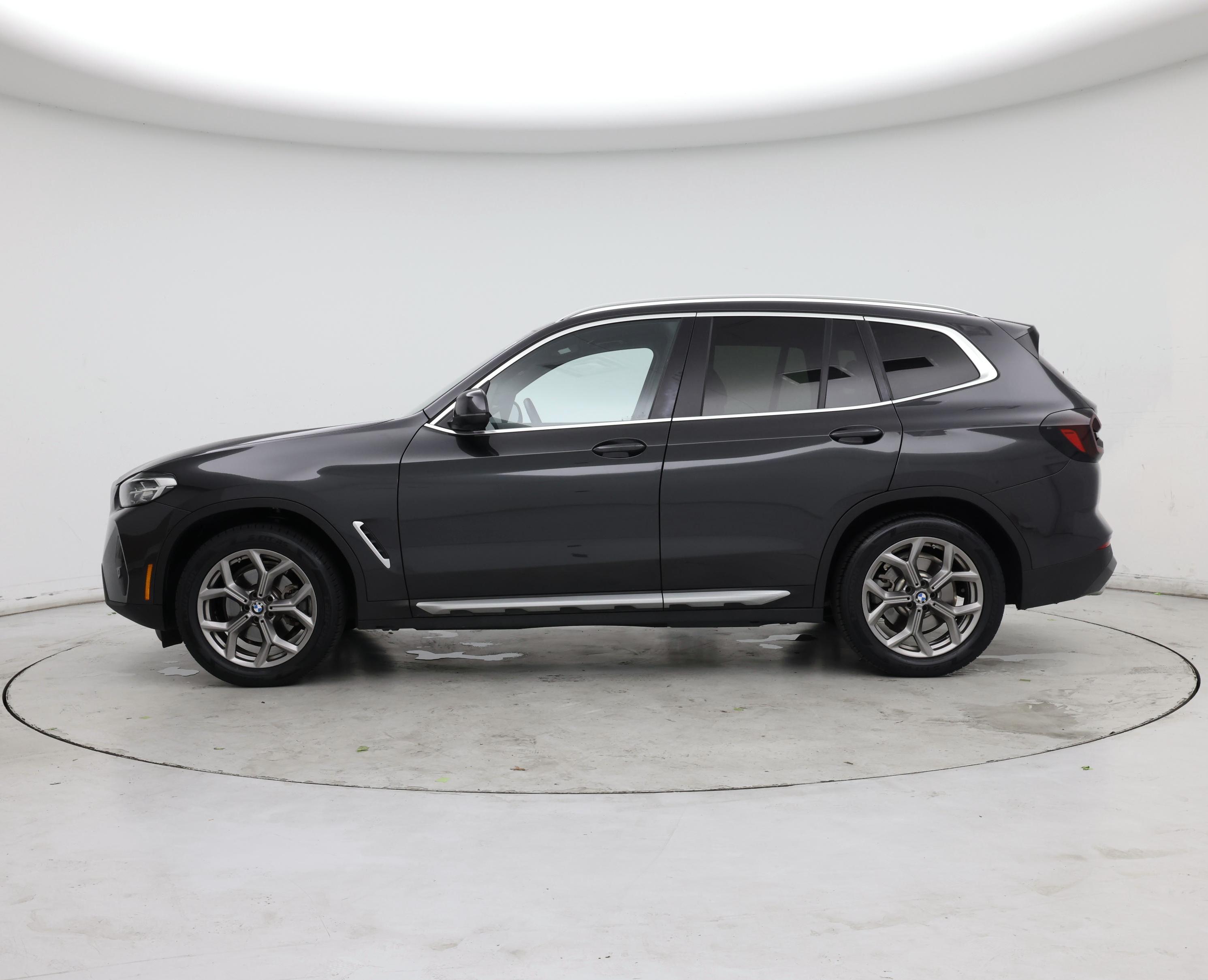 Thumbnail: 2022 BMW X3 - 3