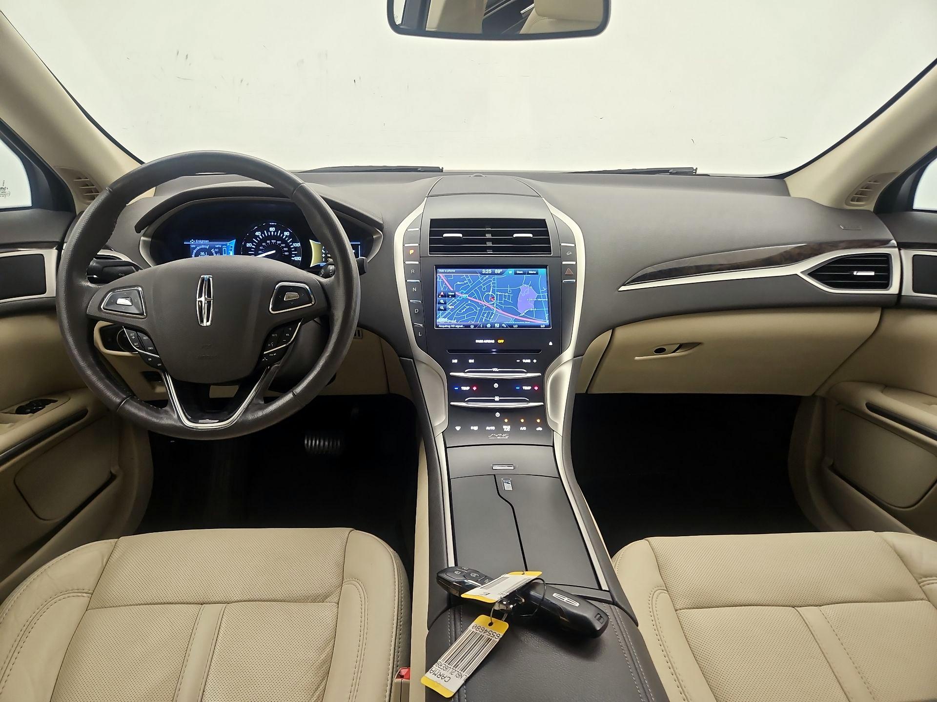 Thumbnail: 2014 Lincoln MKZ - 9