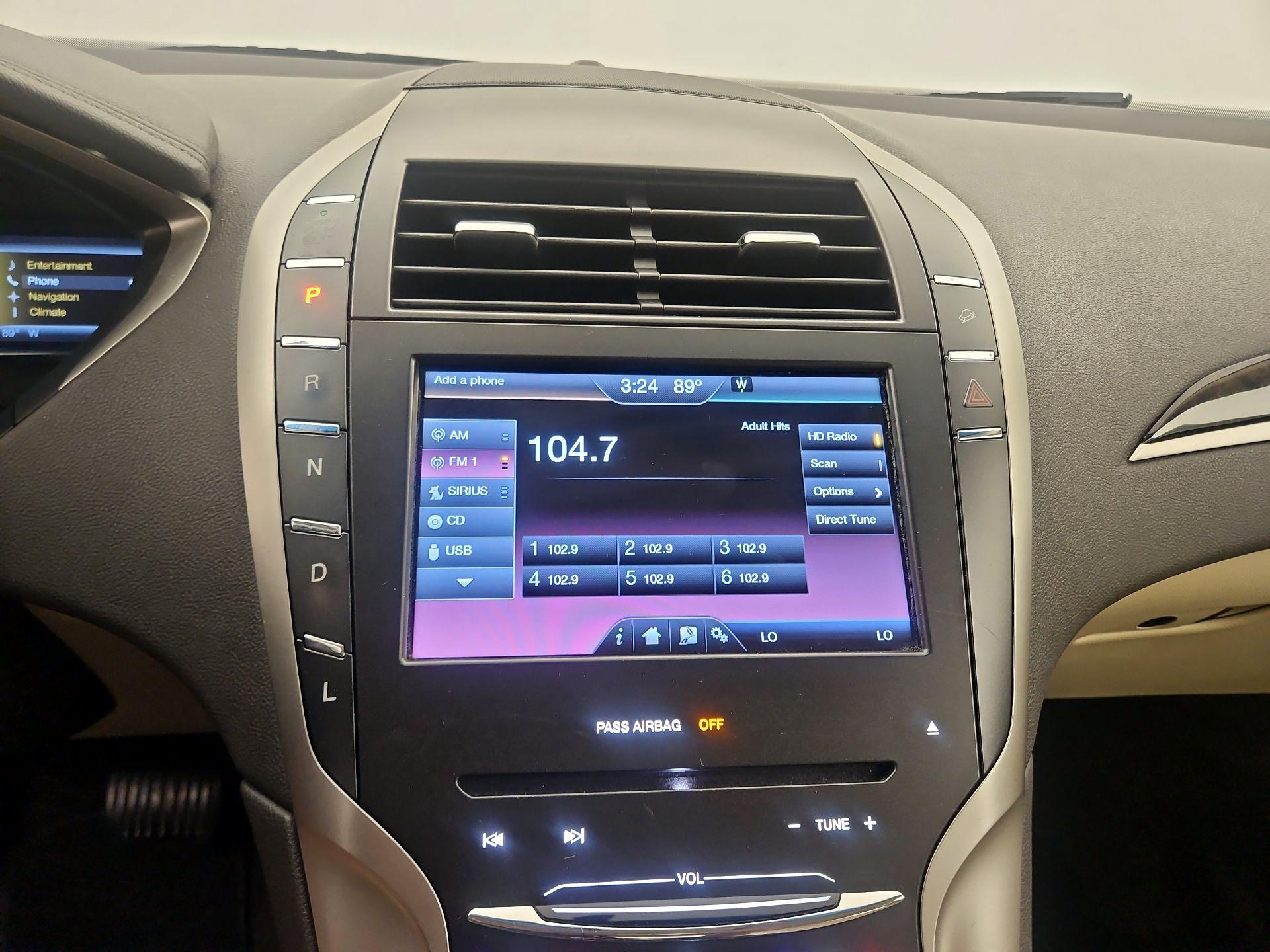 Thumbnail: 2014 Lincoln MKZ - 16