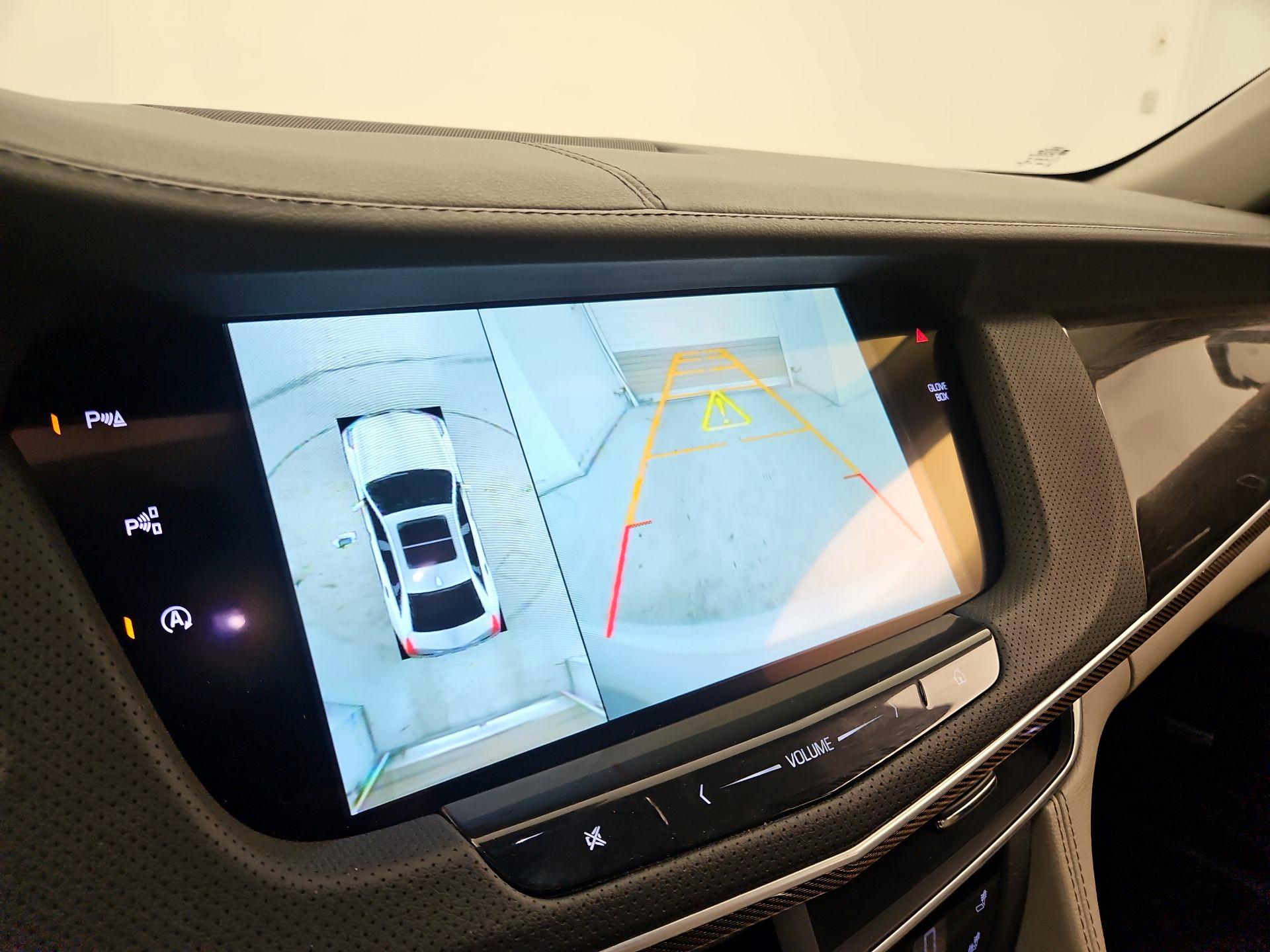 Thumbnail: 2016 Cadillac CT6 - 14