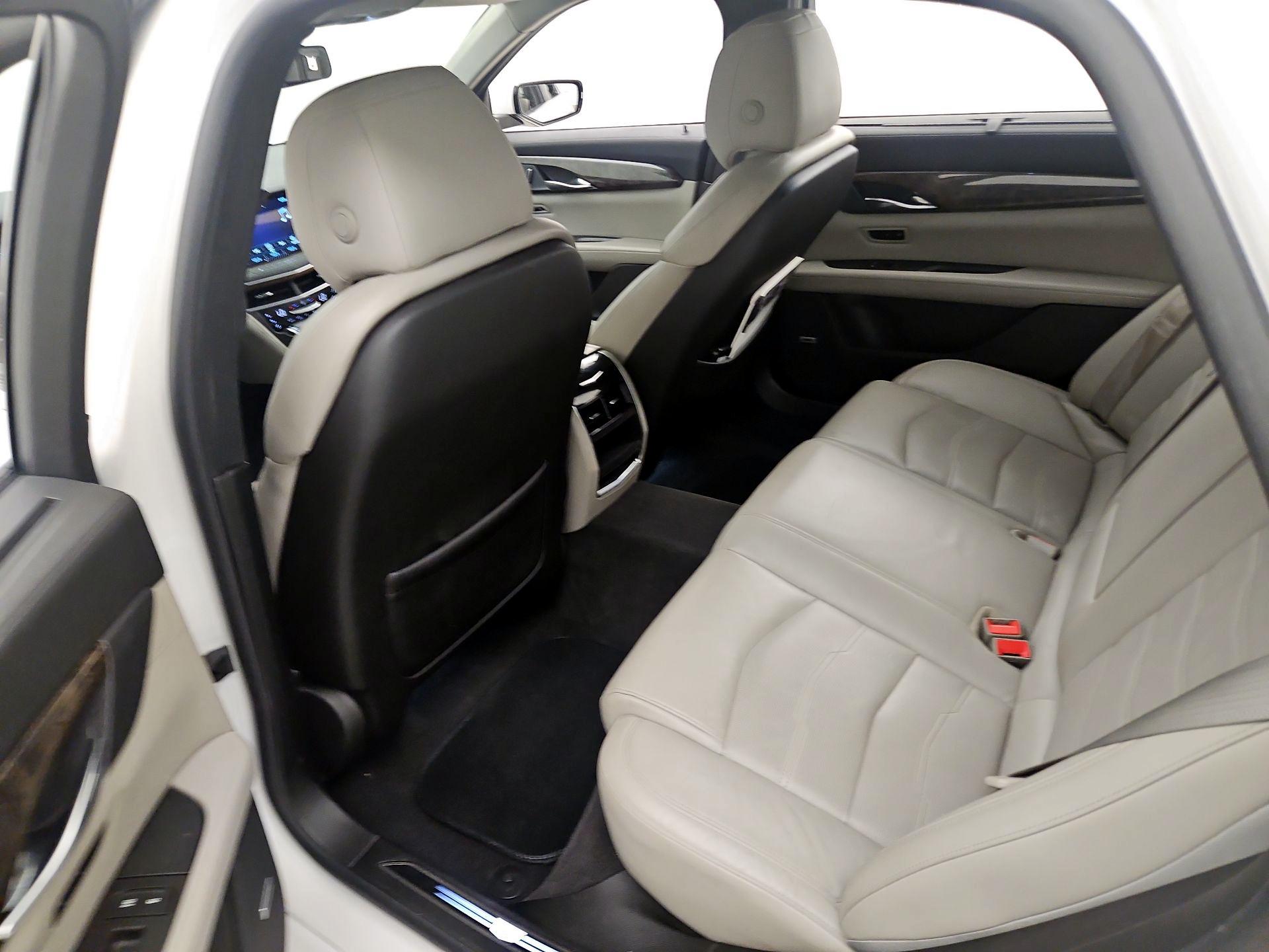 Thumbnail: 2016 Cadillac CT6 - 19