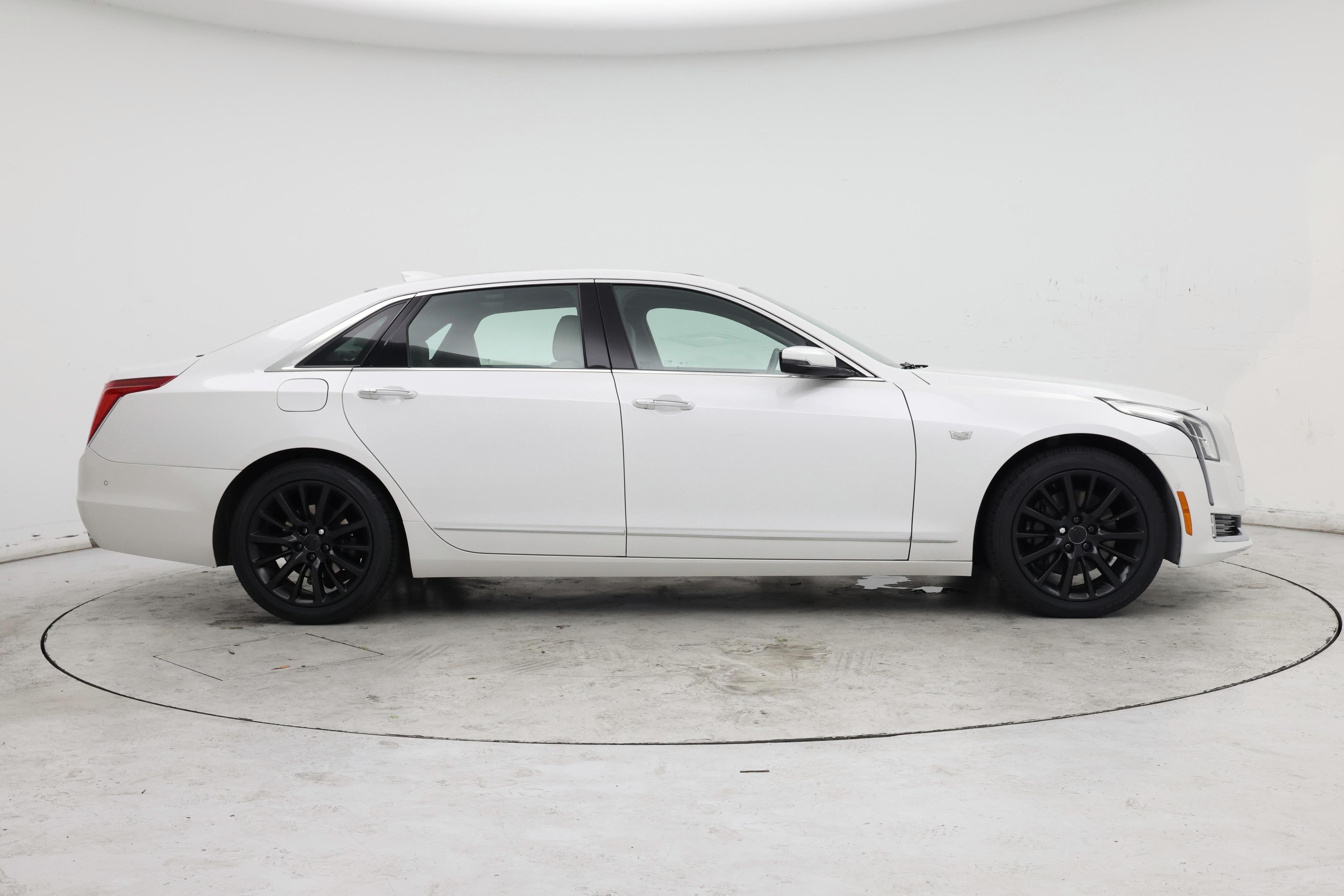 Thumbnail: 2016 Cadillac CT6 - 7