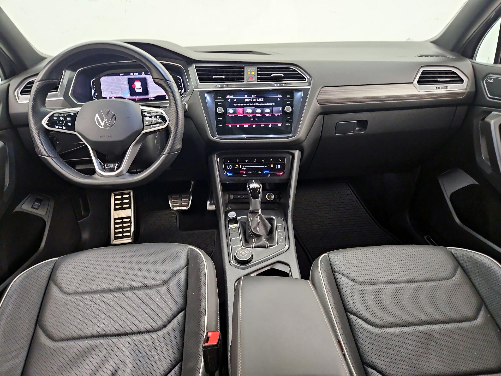 Thumbnail: 2022 Volkswagen Tiguan - 9