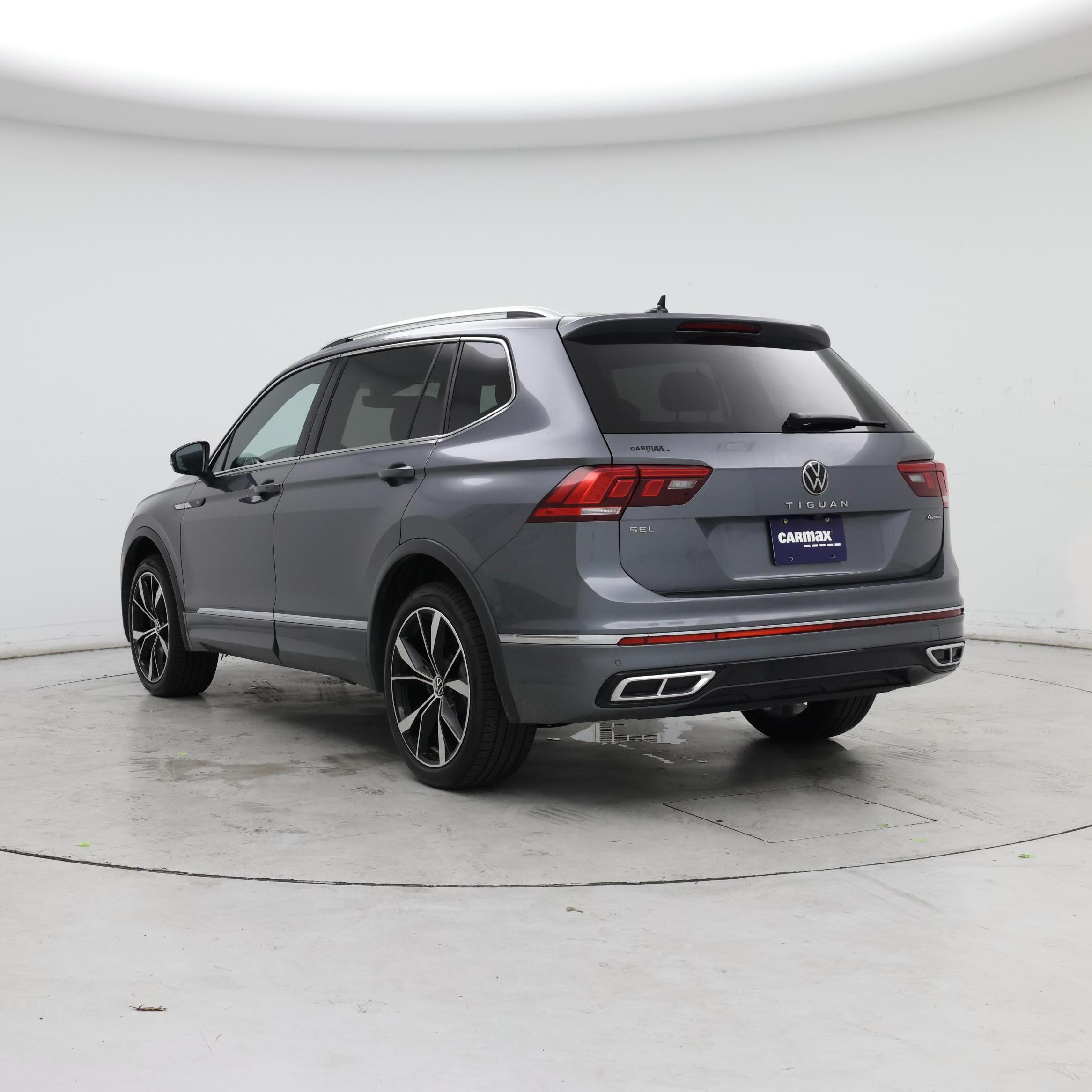 Thumbnail: 2022 Volkswagen Tiguan - 2