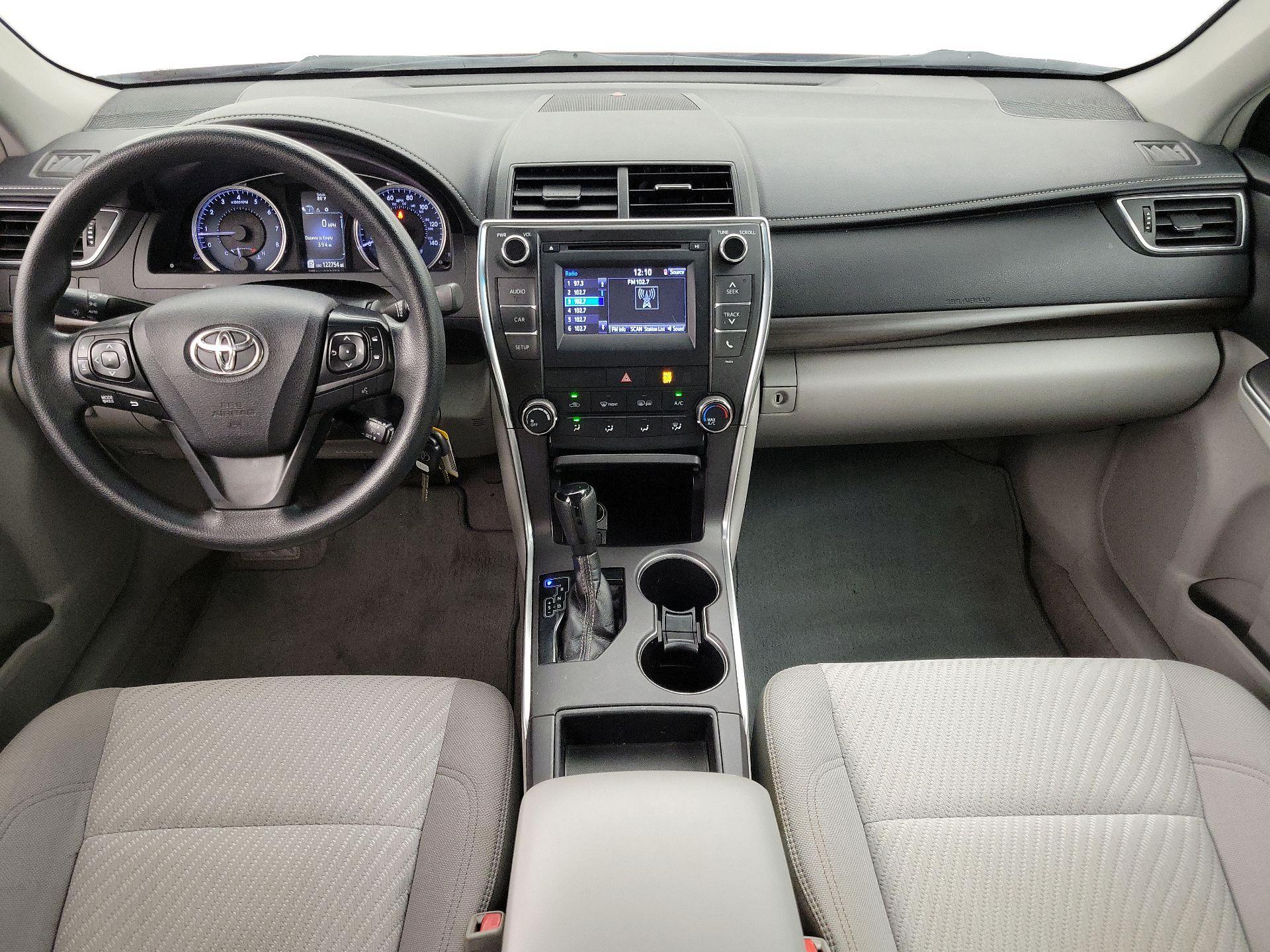 Thumbnail: 2016 Toyota Camry - 9