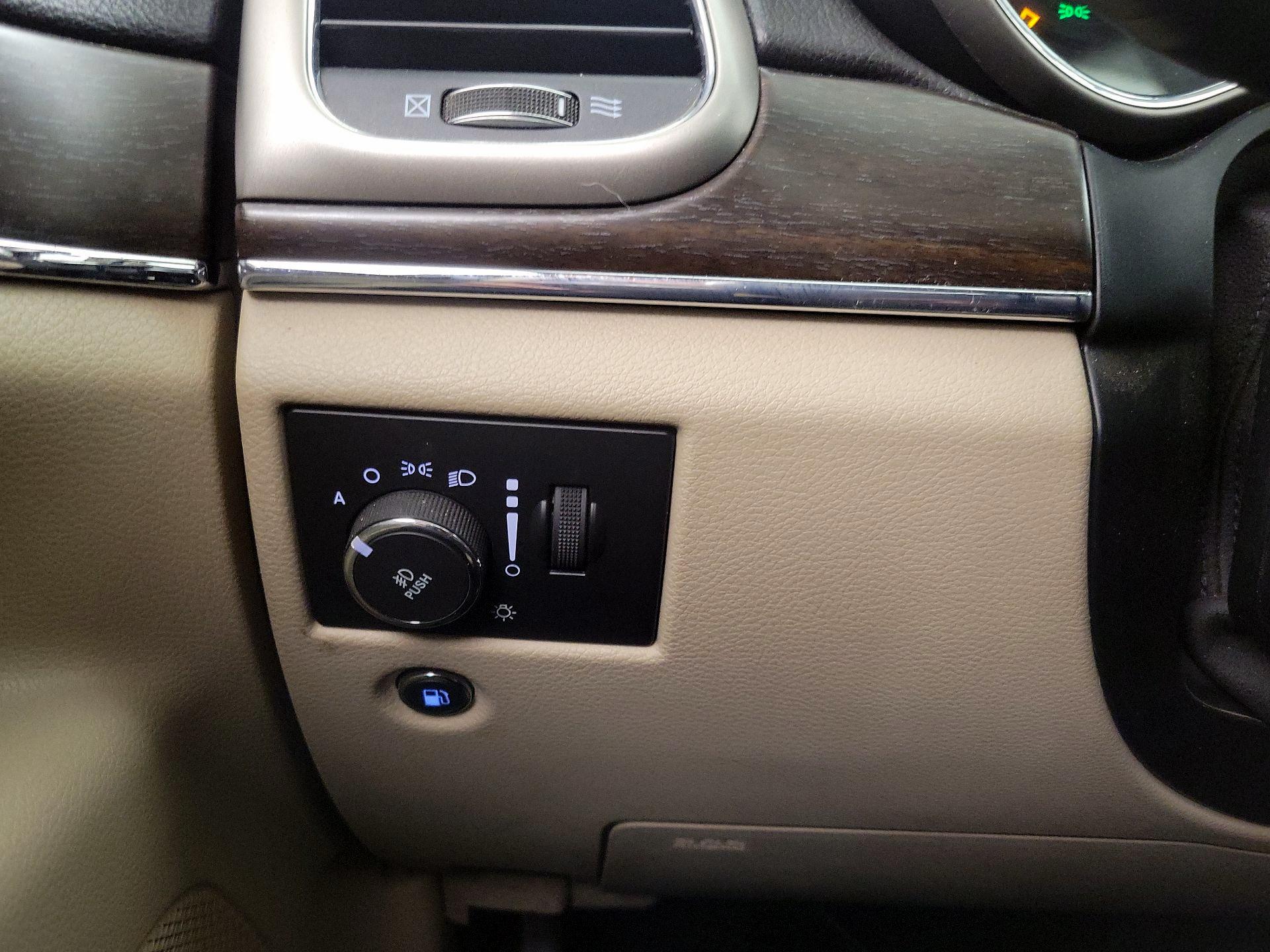 Thumbnail: 2014 Jeep Grand Cherokee - 13