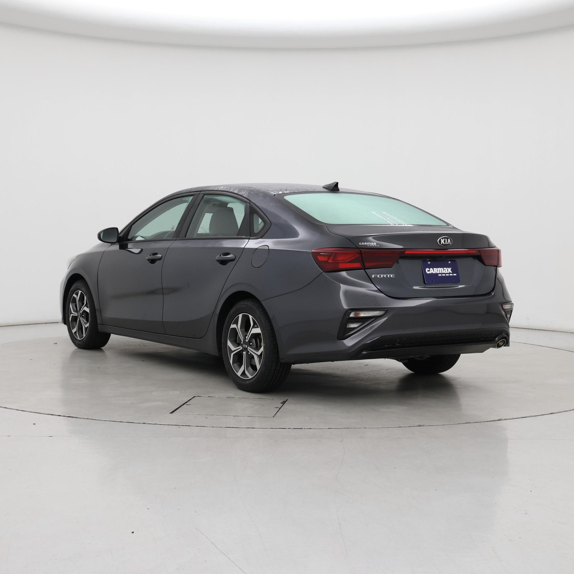 Thumbnail: 2019 Kia Forte - 2