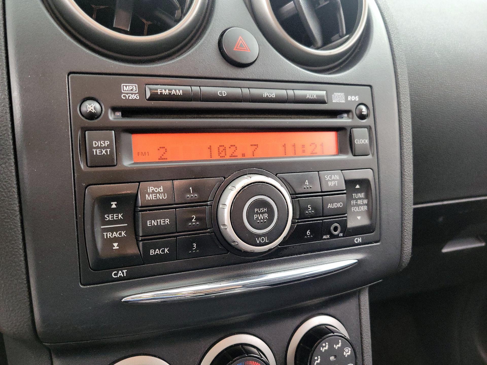 Thumbnail: 2013 Nissan Rogue - 14
