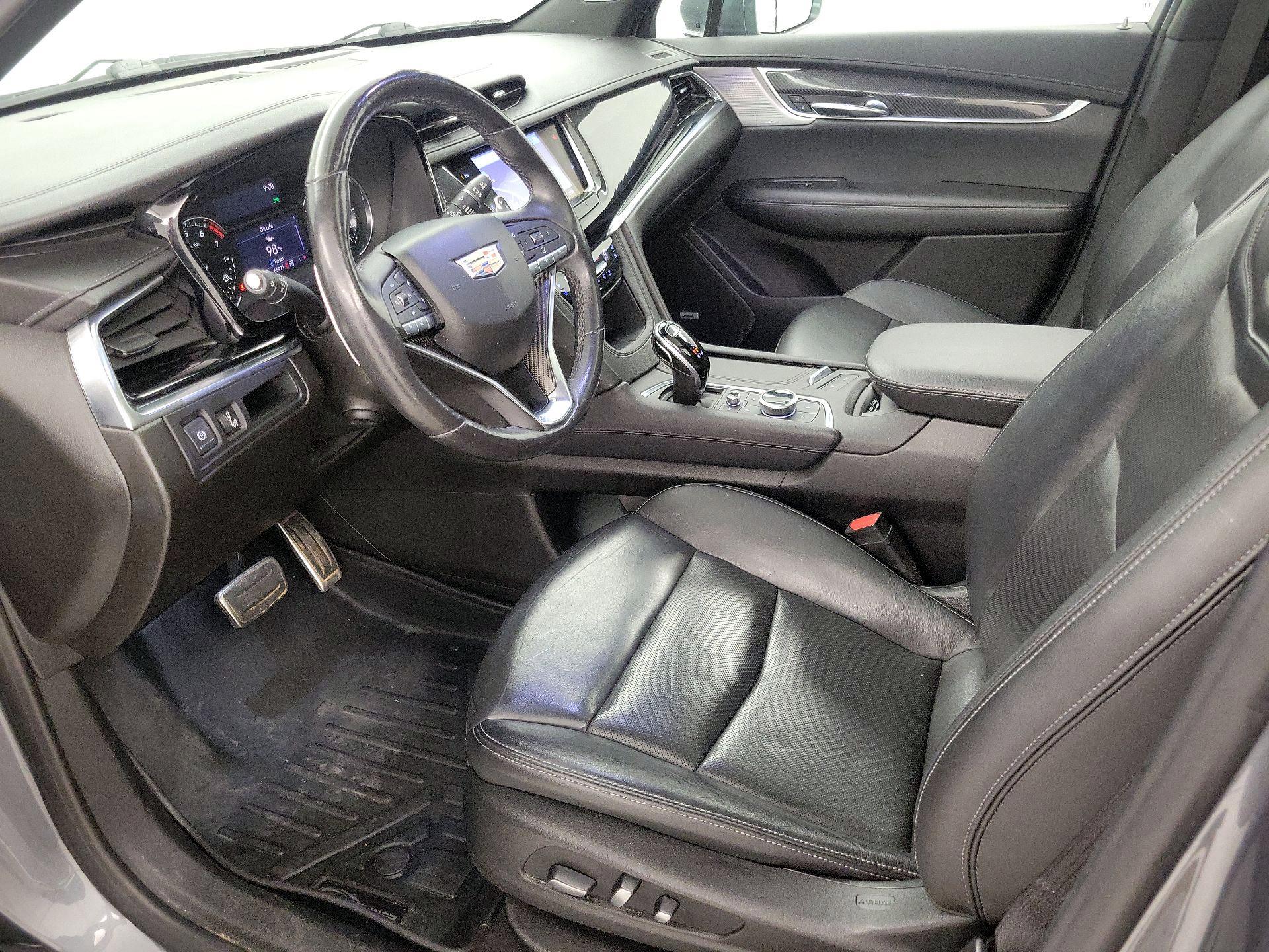 Thumbnail: 2020 Cadillac XT6 - 11