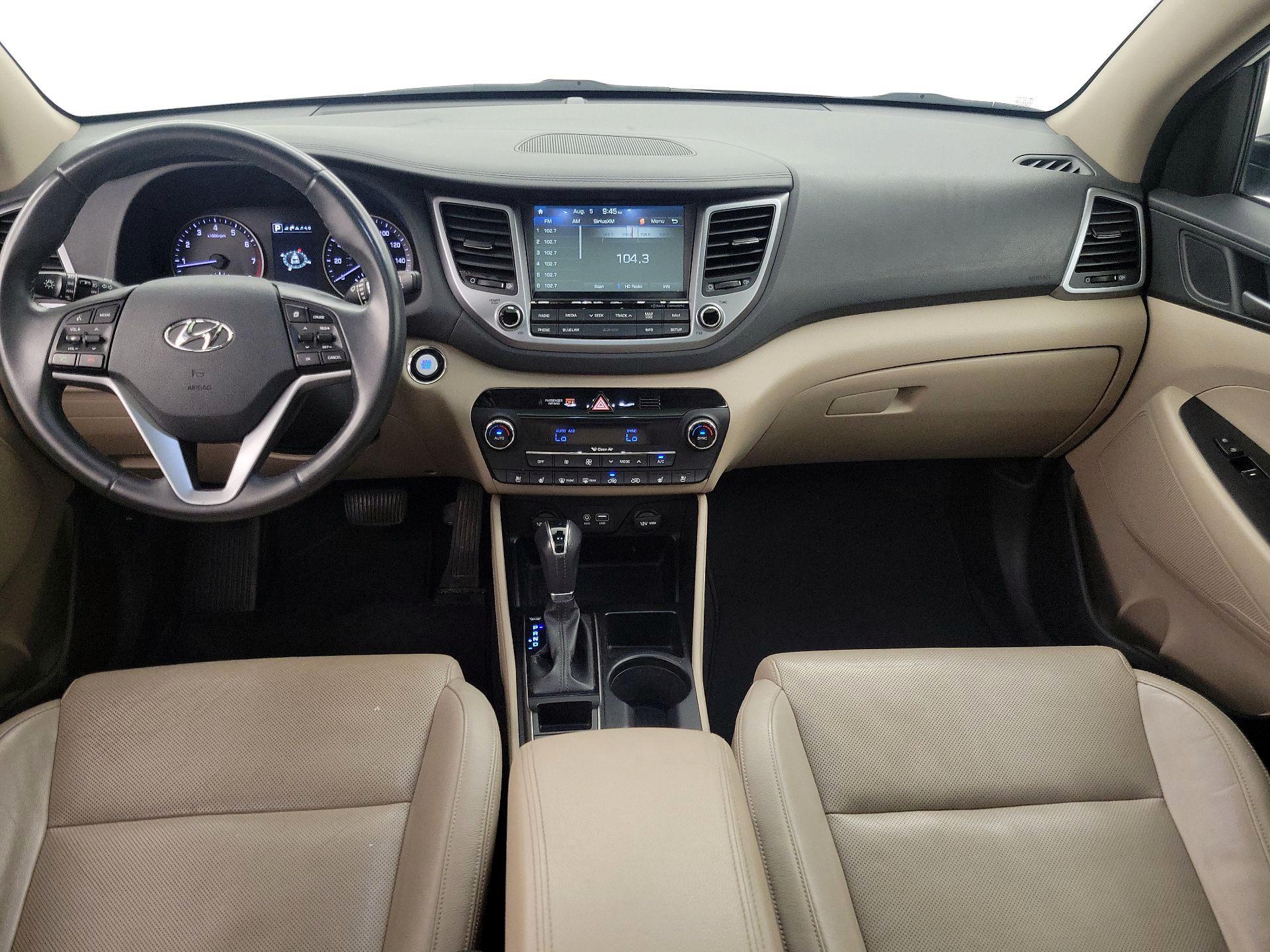 Thumbnail: 2016 Hyundai Tucson - 9