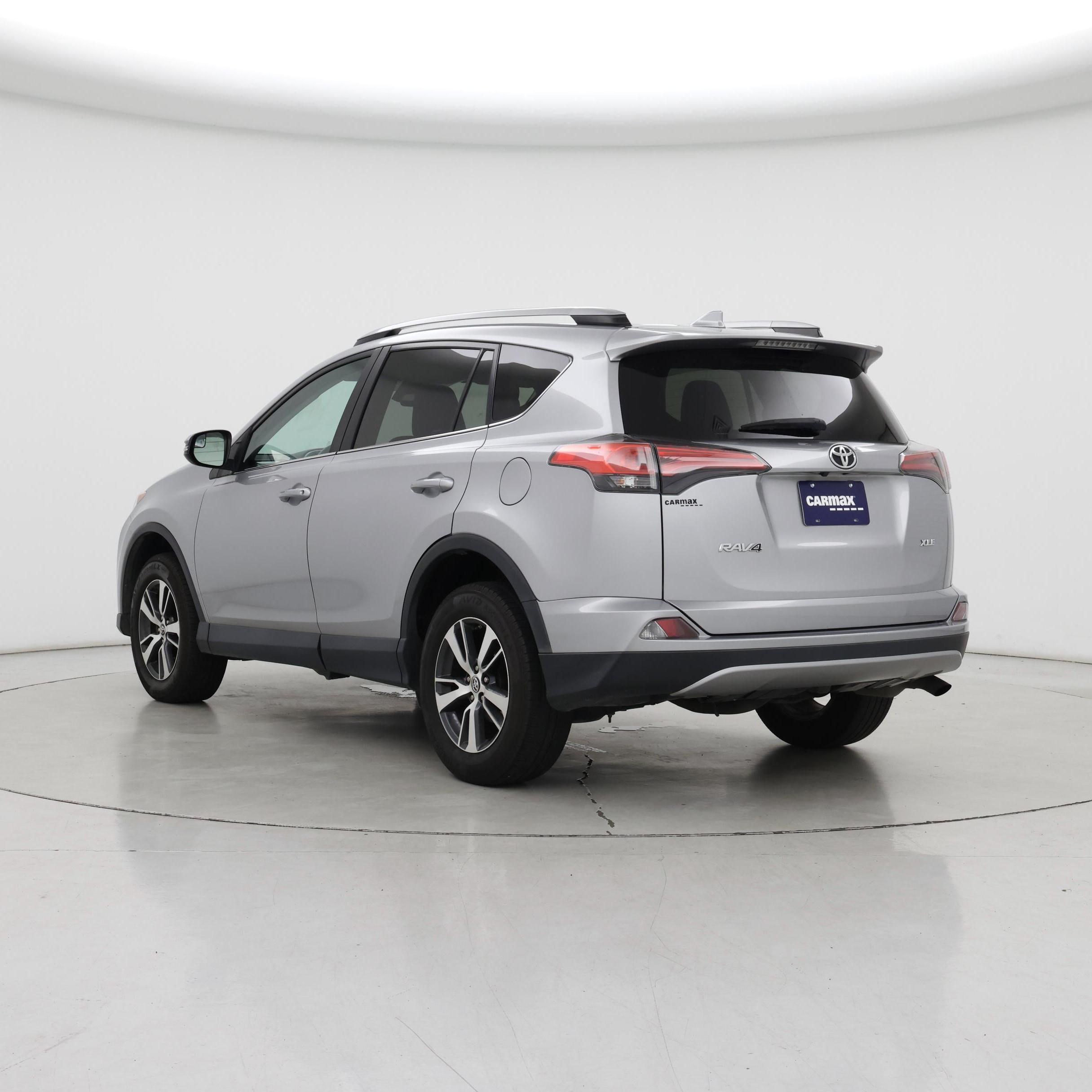 Thumbnail: 2017 Toyota RAV4 - 2