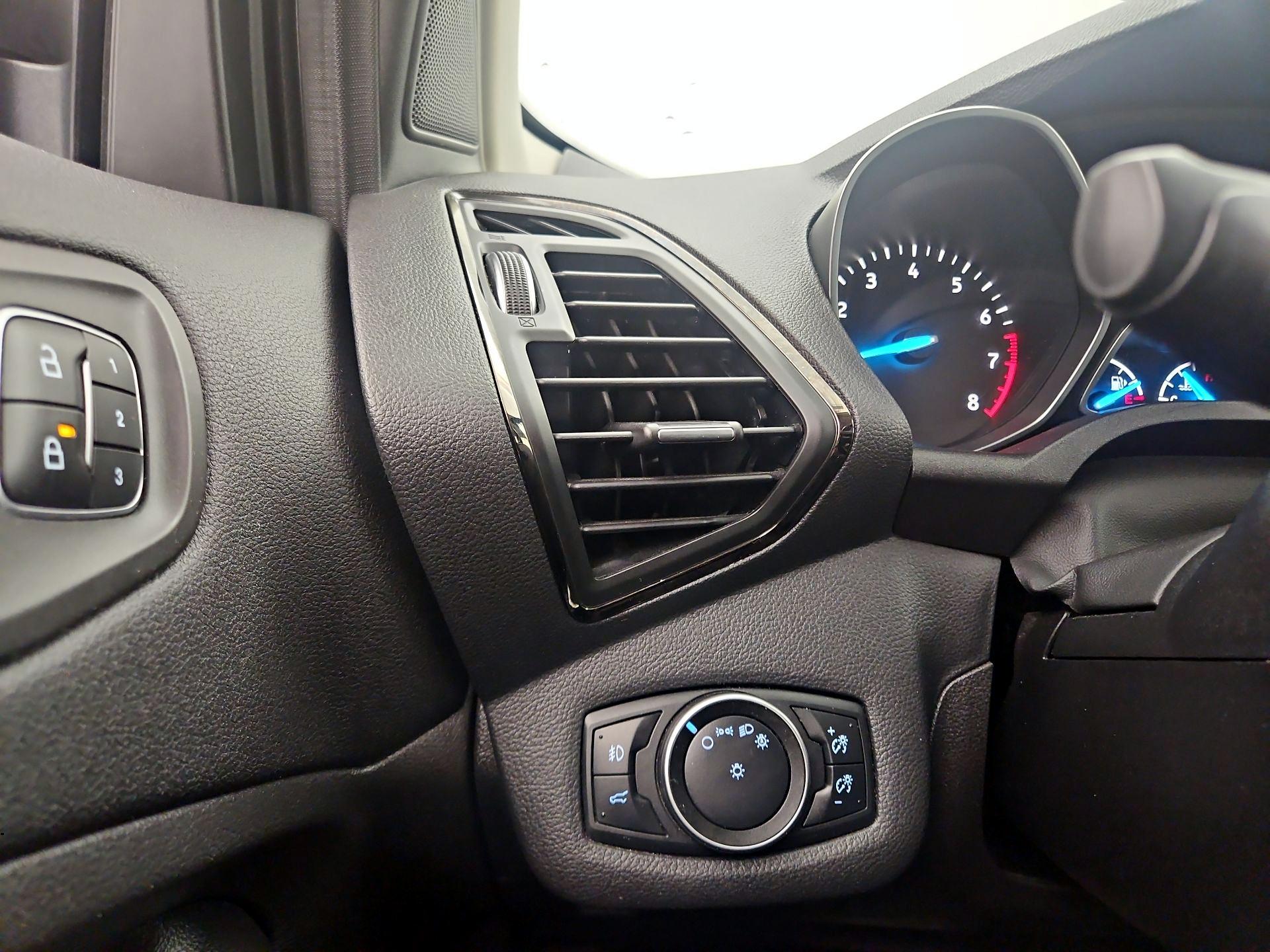 Thumbnail: 2017 Ford Escape - 13
