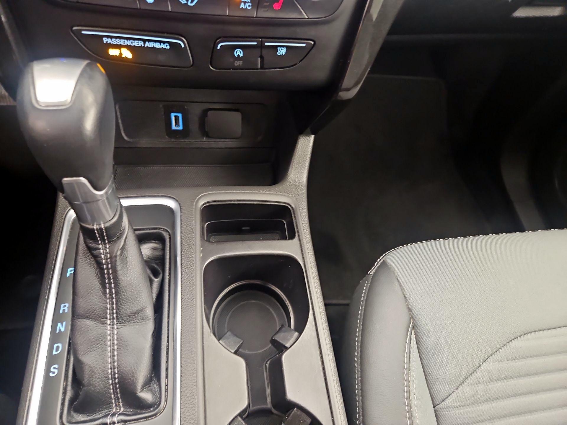 Thumbnail: 2017 Ford Escape - 18