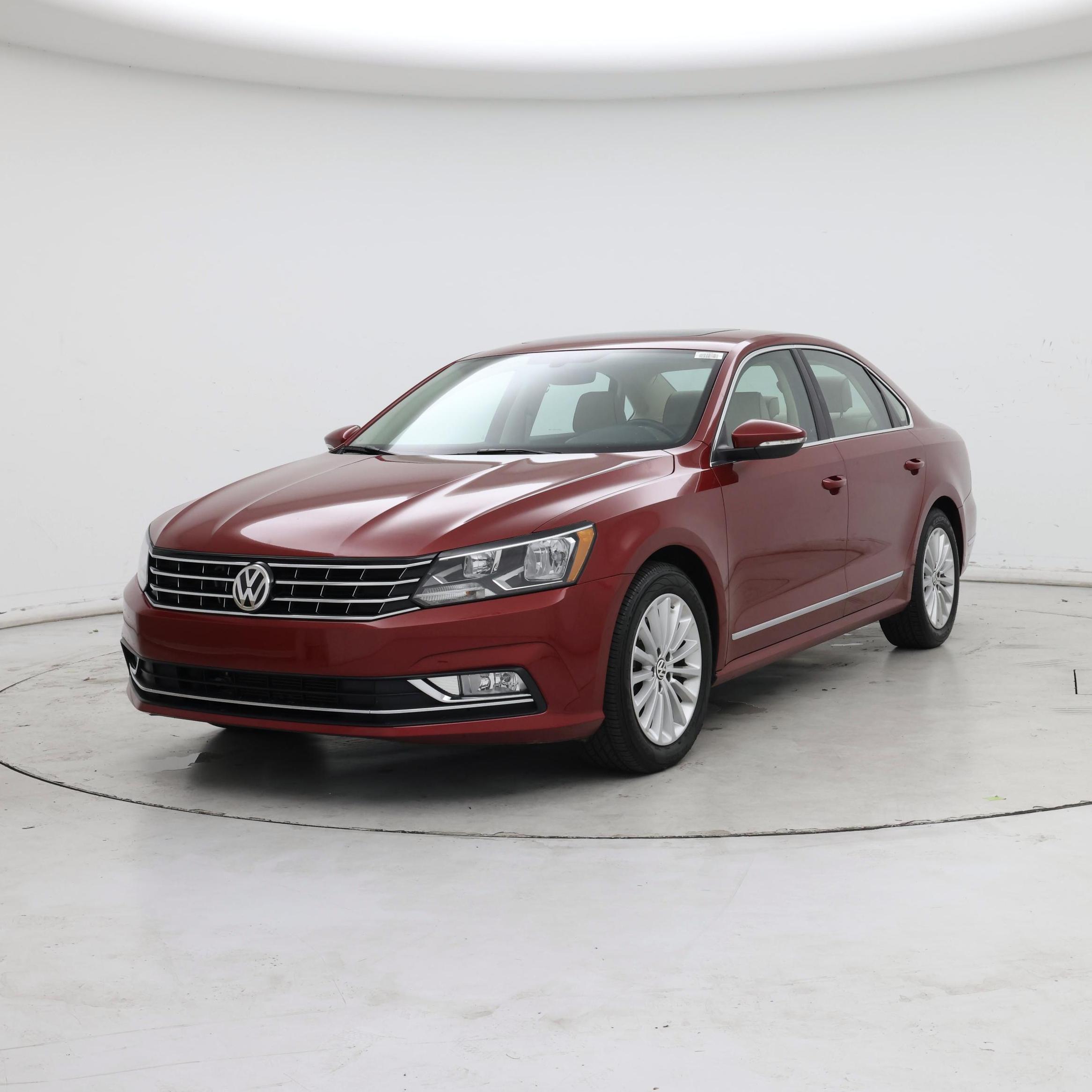 Thumbnail: 2016 Volkswagen Passat - 4