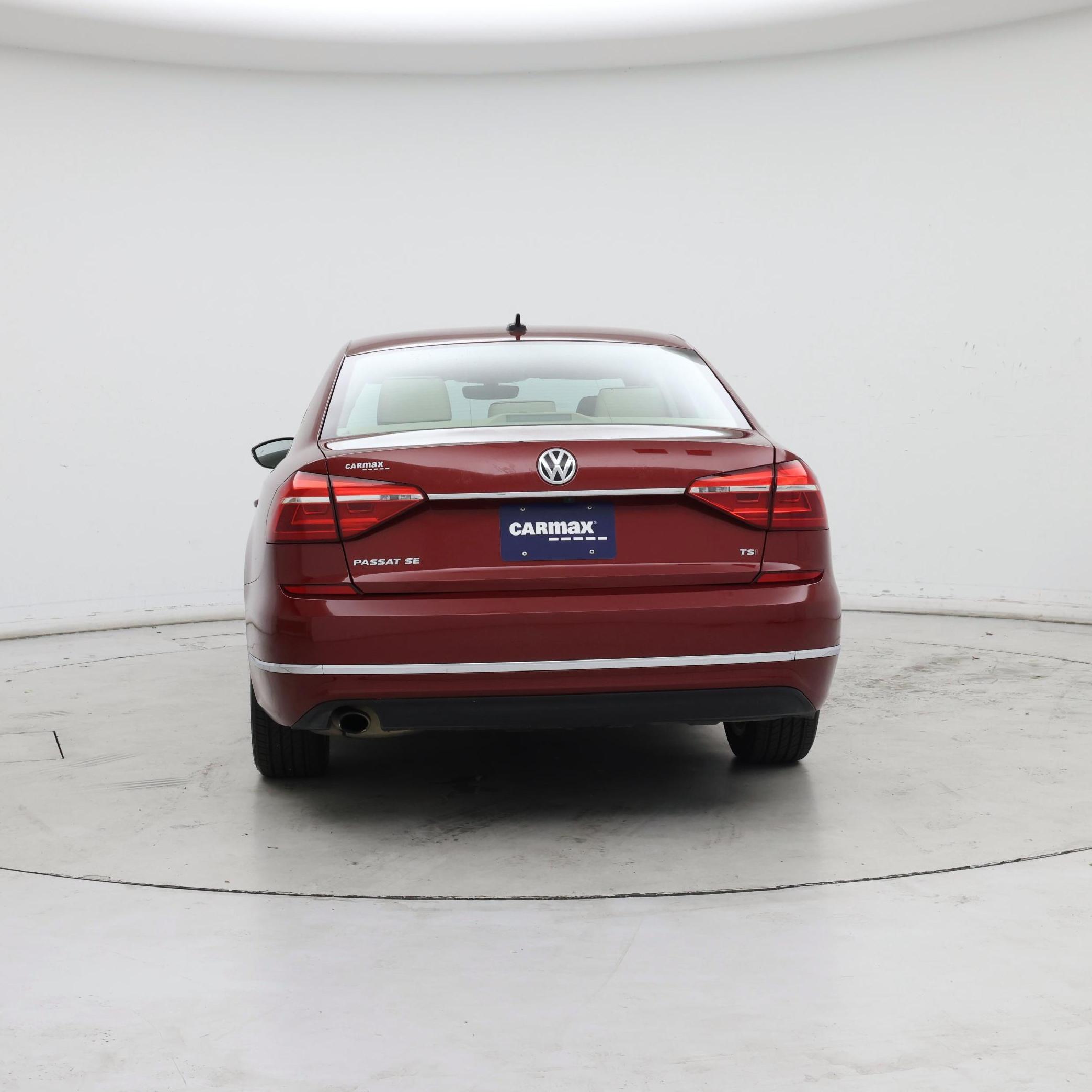 Thumbnail: 2016 Volkswagen Passat - 6
