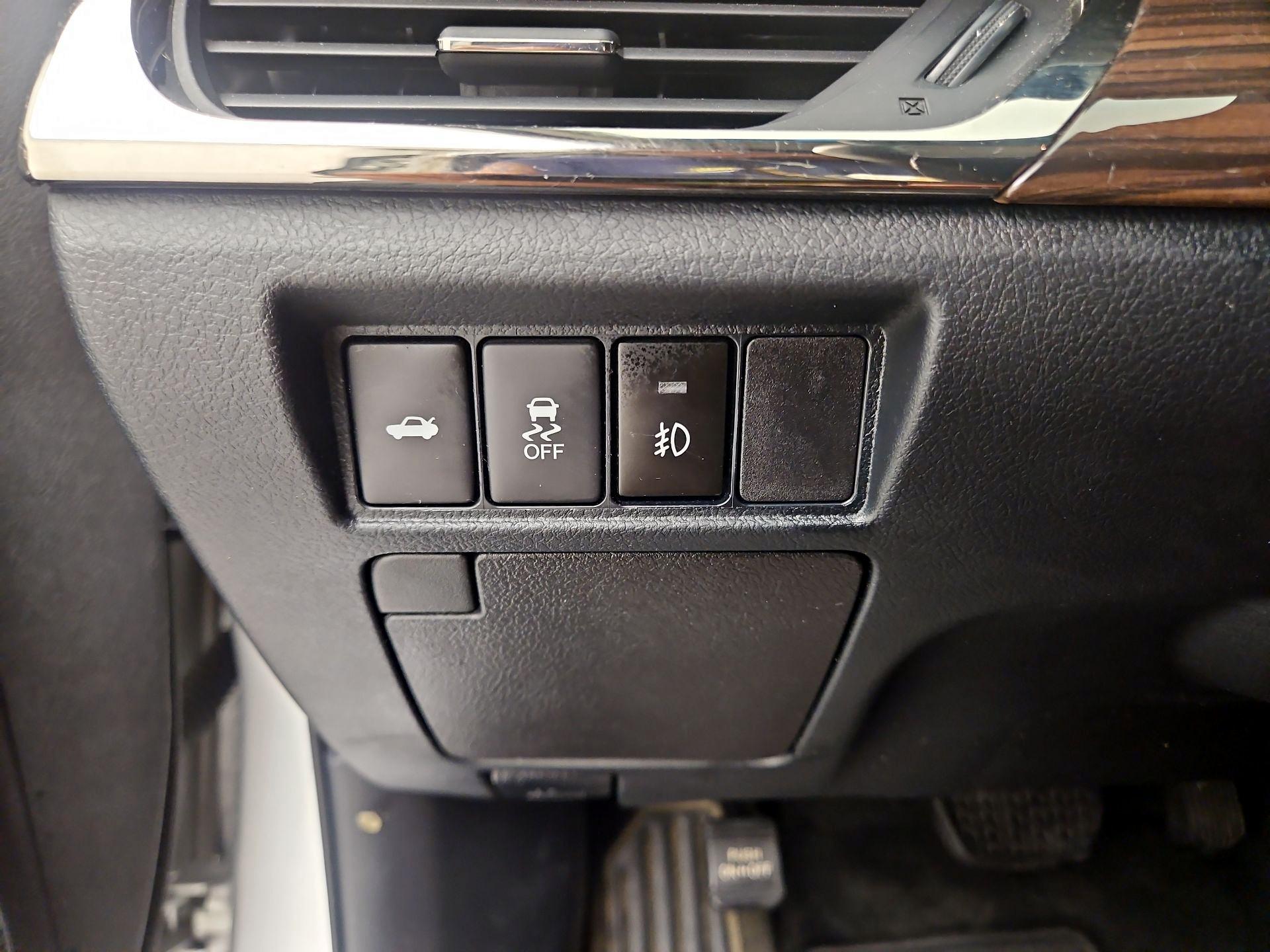 Thumbnail: 2014 Toyota Avalon - 13