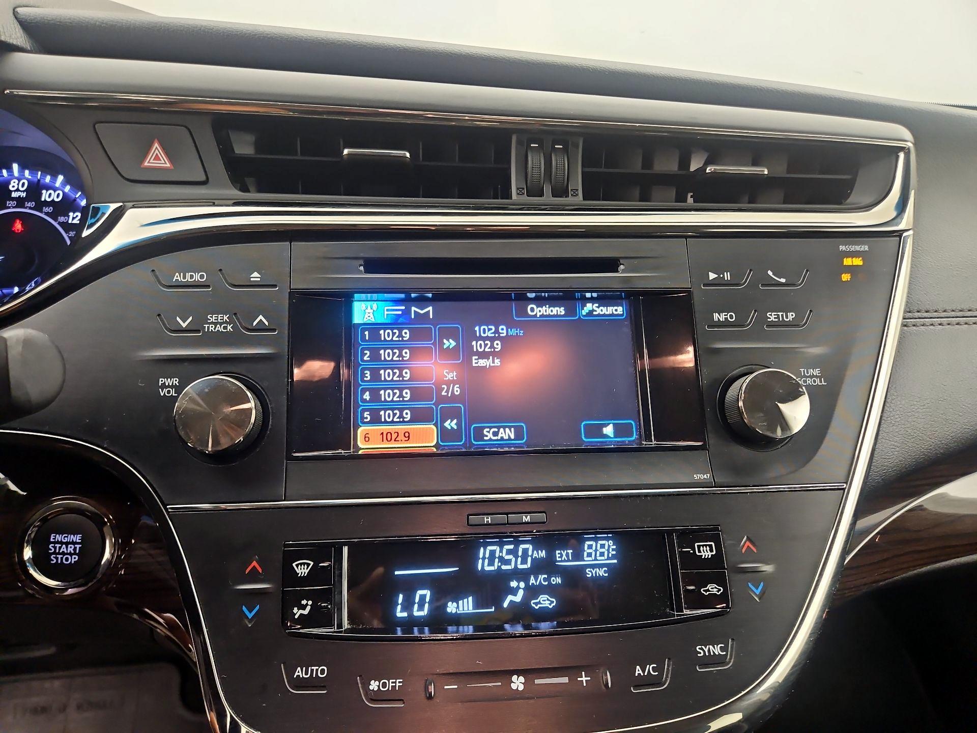 Thumbnail: 2014 Toyota Avalon - 15