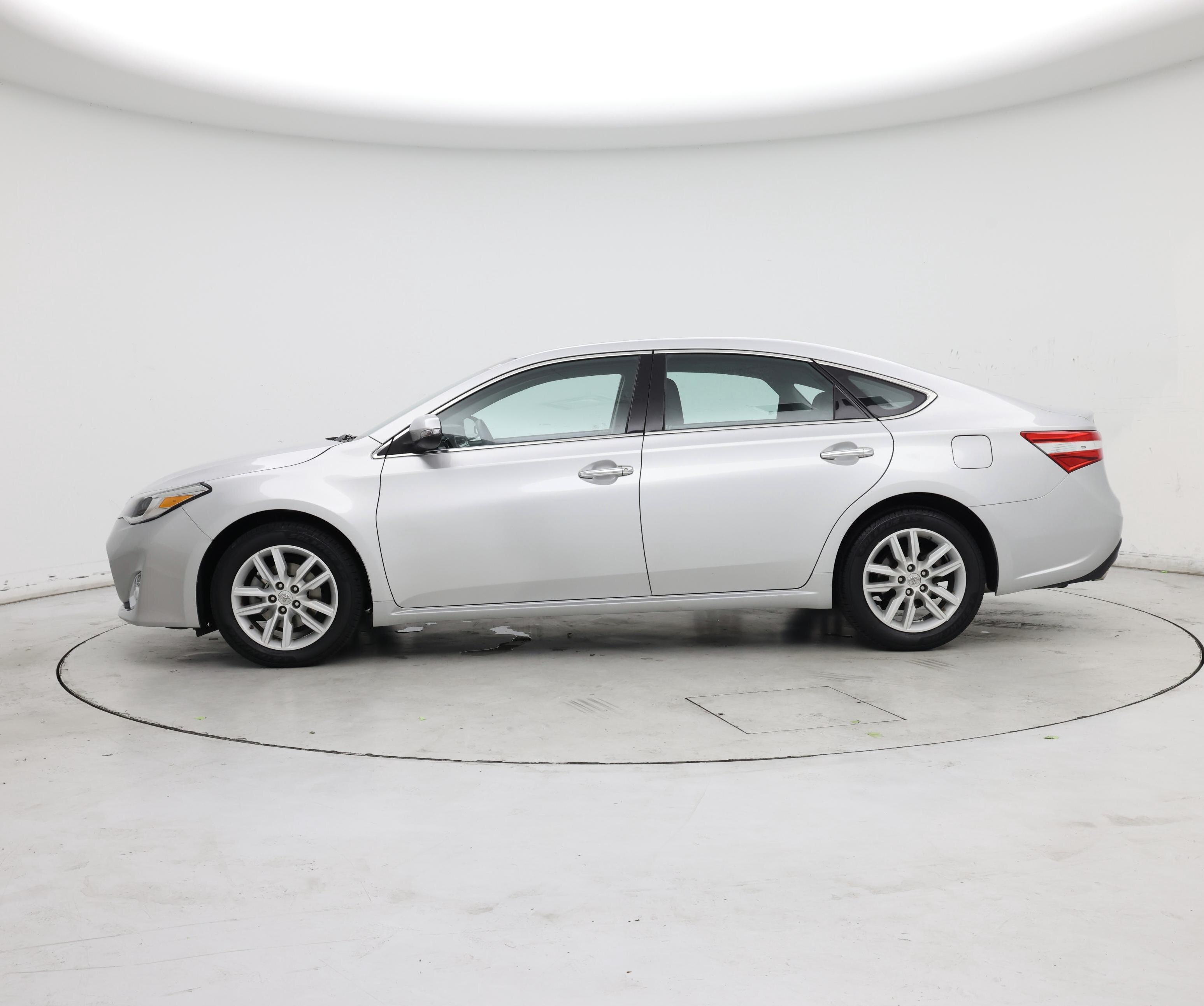 Thumbnail: 2014 Toyota Avalon - 3