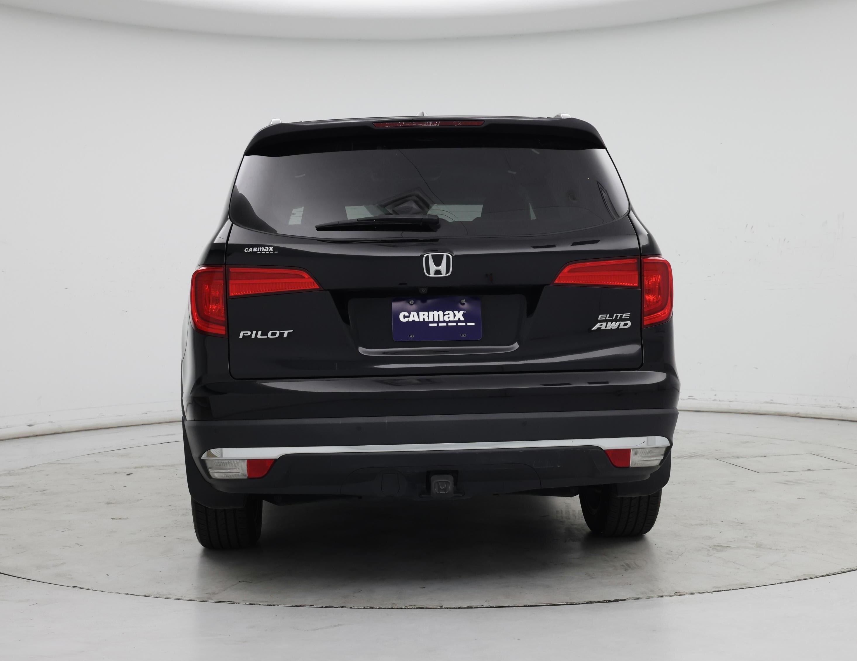 Thumbnail: 2017 Honda Pilot - 6