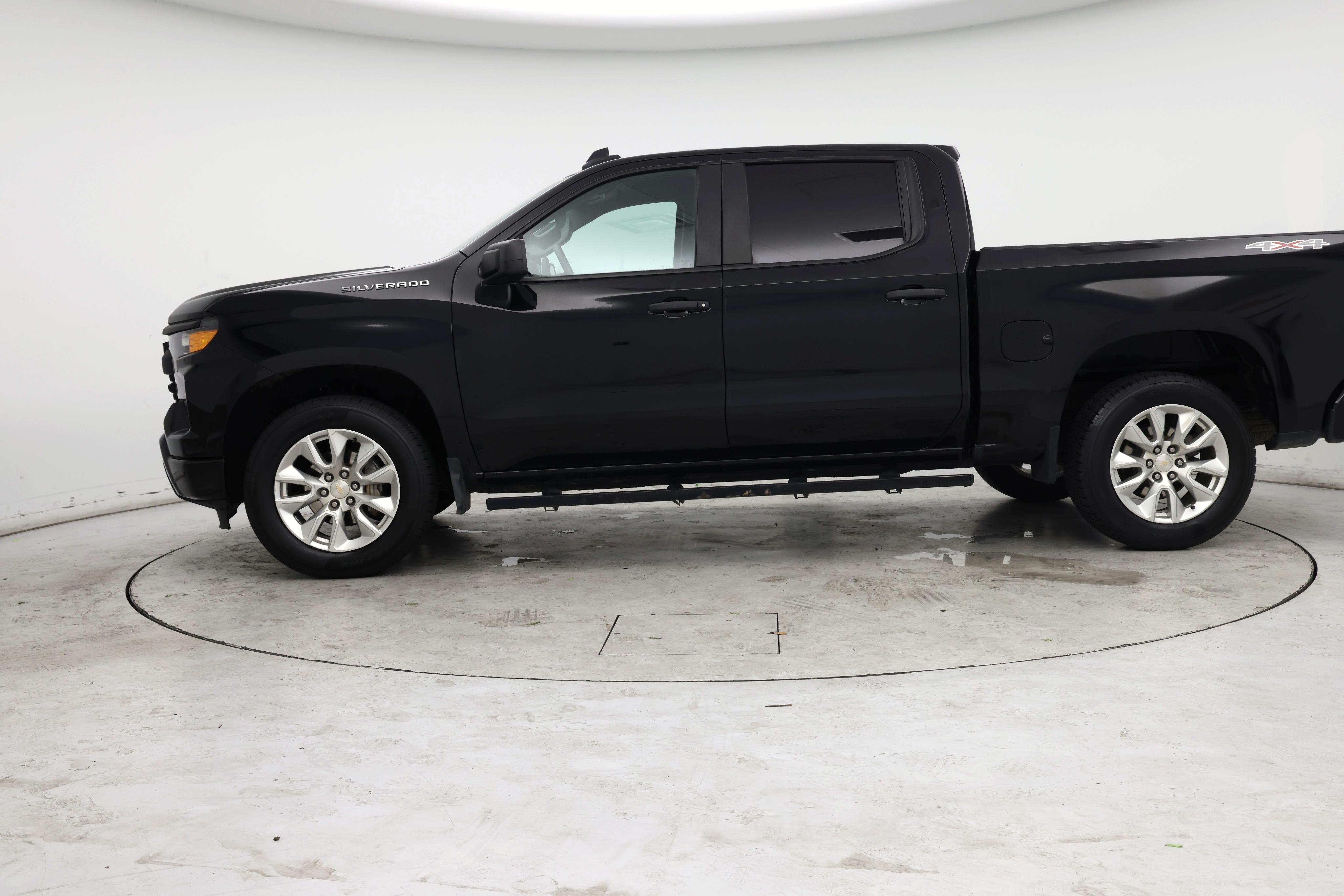 Thumbnail: 2023 Chevrolet Silverado 1500 - 3