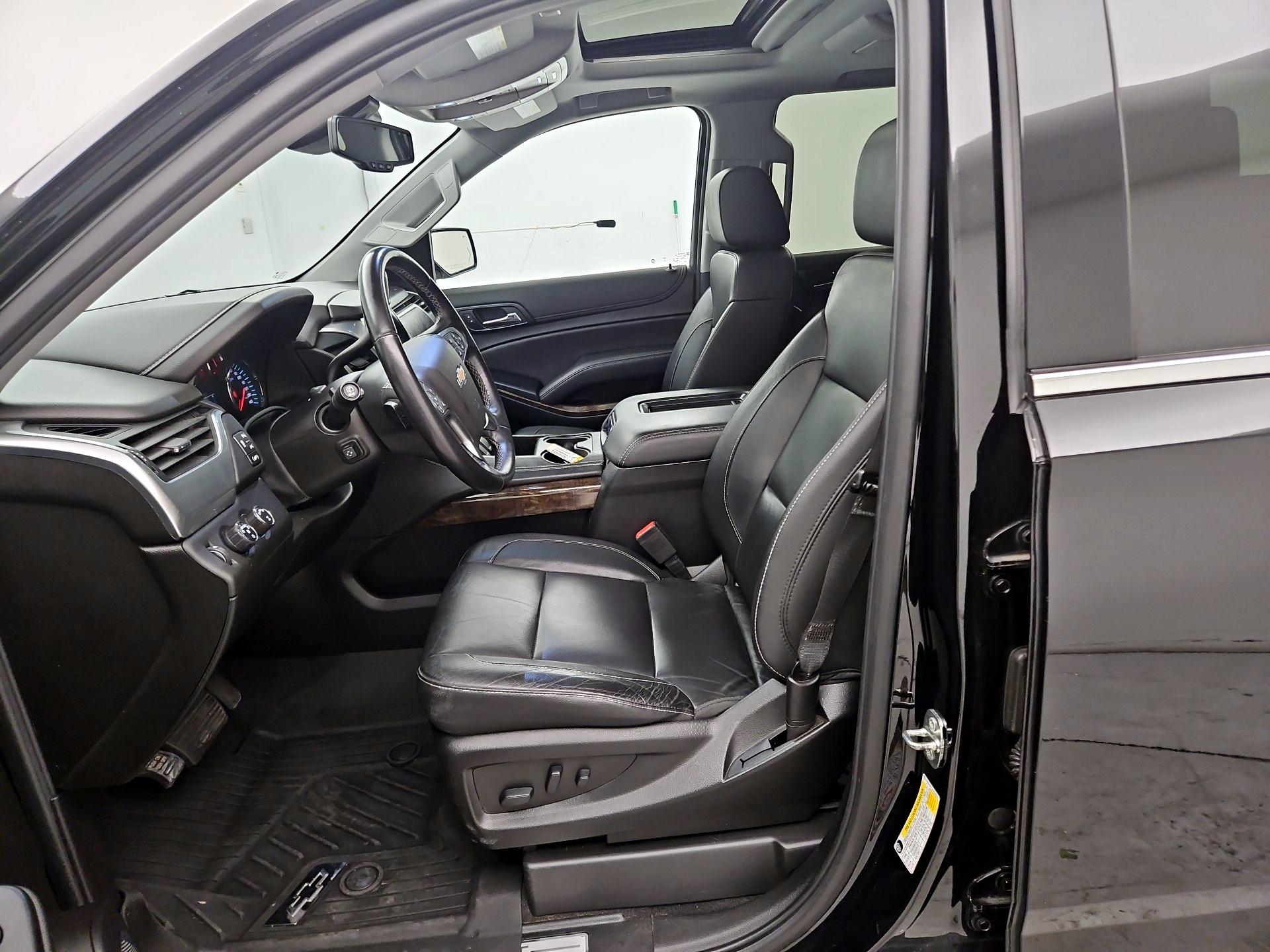 Thumbnail: 2020 Chevrolet Tahoe - 11