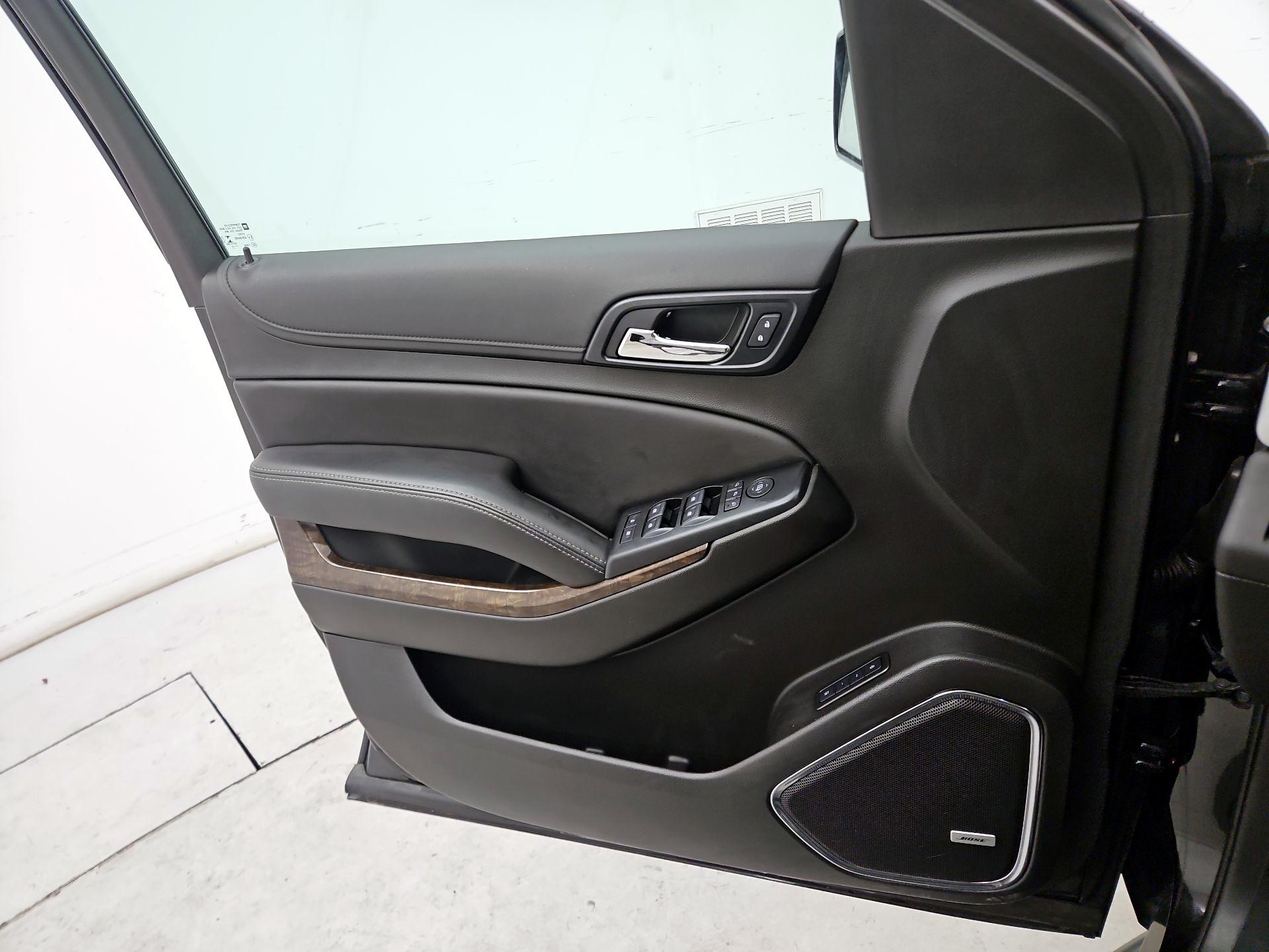 Thumbnail: 2020 Chevrolet Tahoe - 12