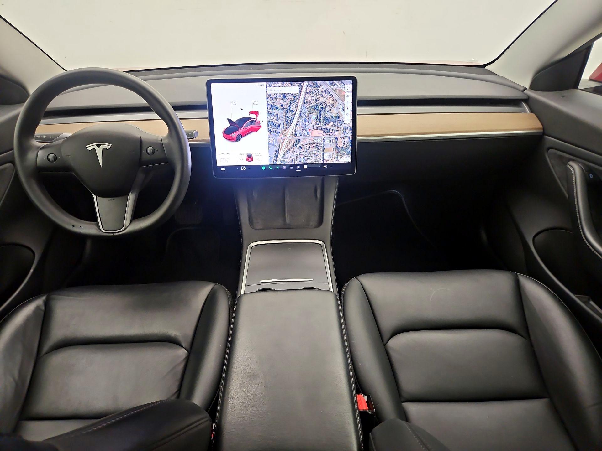 Thumbnail: 2021 Tesla Model 3 - 9