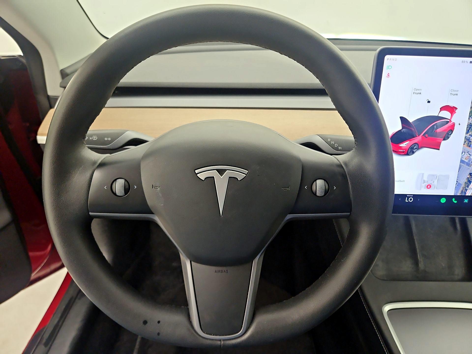 Thumbnail: 2021 Tesla Model 3 - 10